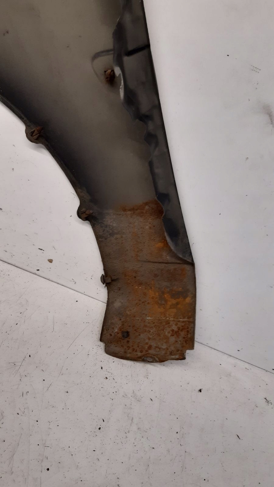 fender right front front Kia Rio II 9B