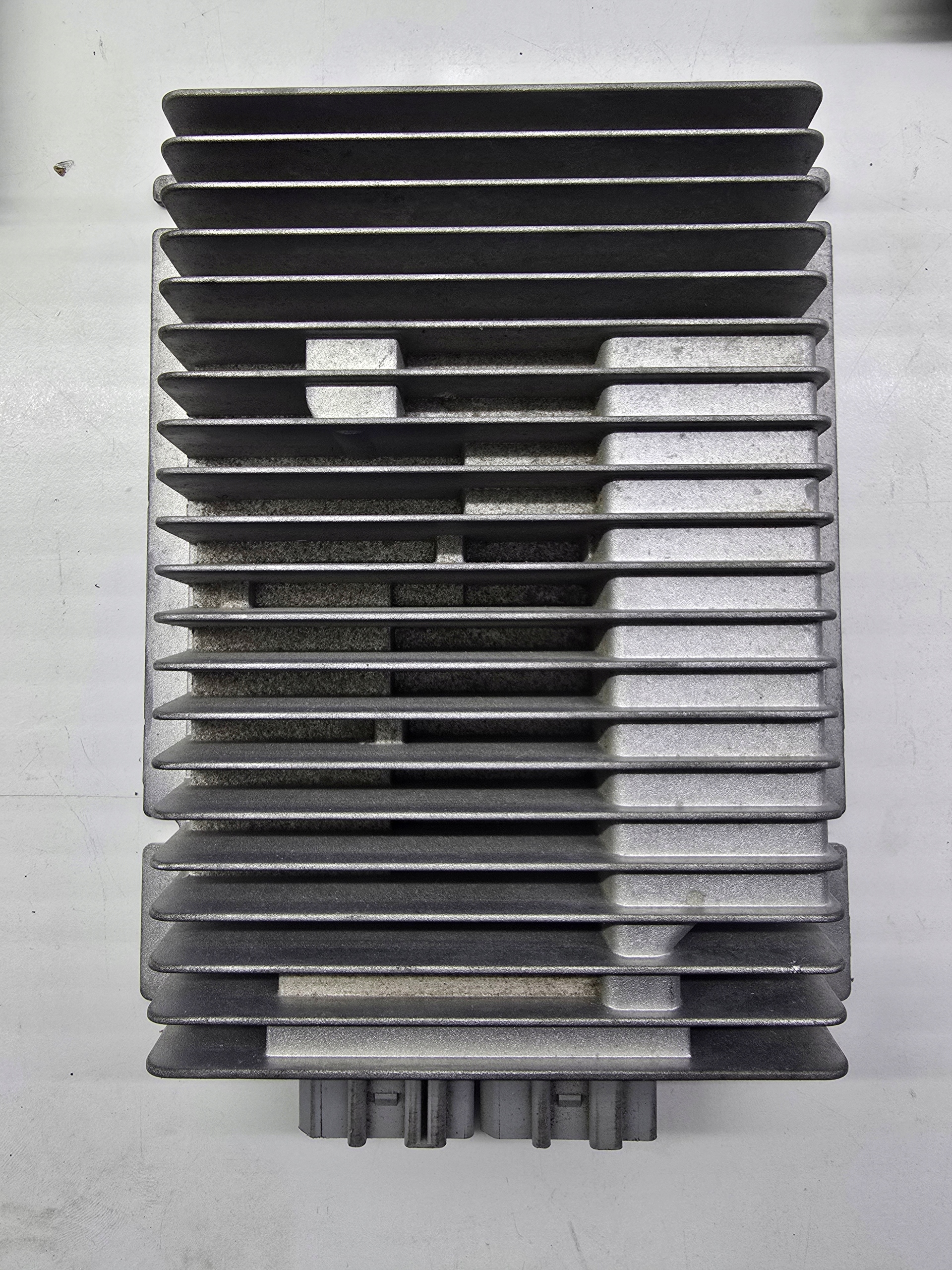 AUDIO PASSAT CC WZMACNIACZ 3AA035466