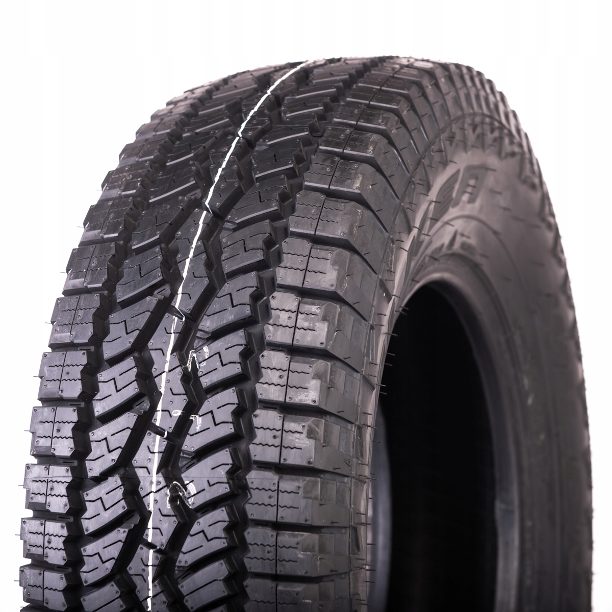 4X всесезонные шины 265 / 65R17 Falken WILDPEAK AT3