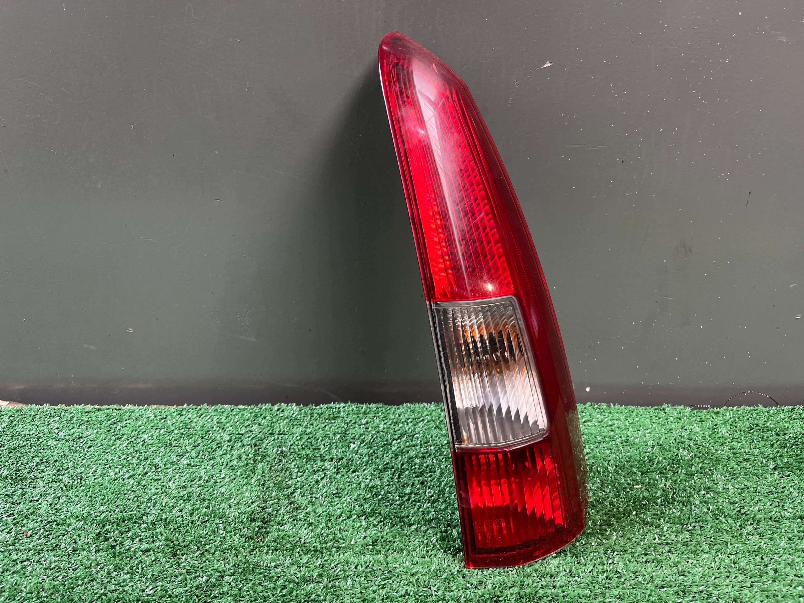 light right rear upper VOLVO V70 9154494