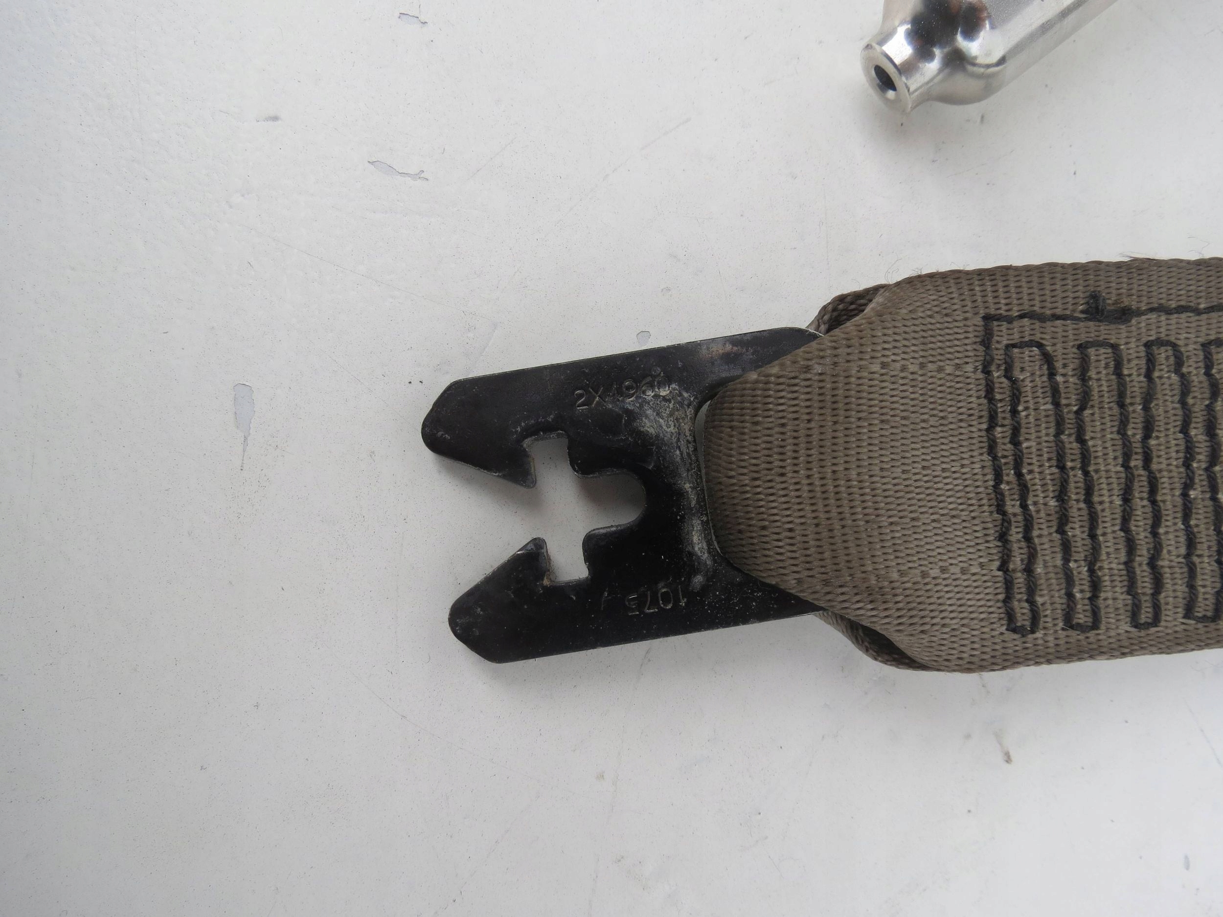 tension belt safety right front VOLVO XC90 8639415