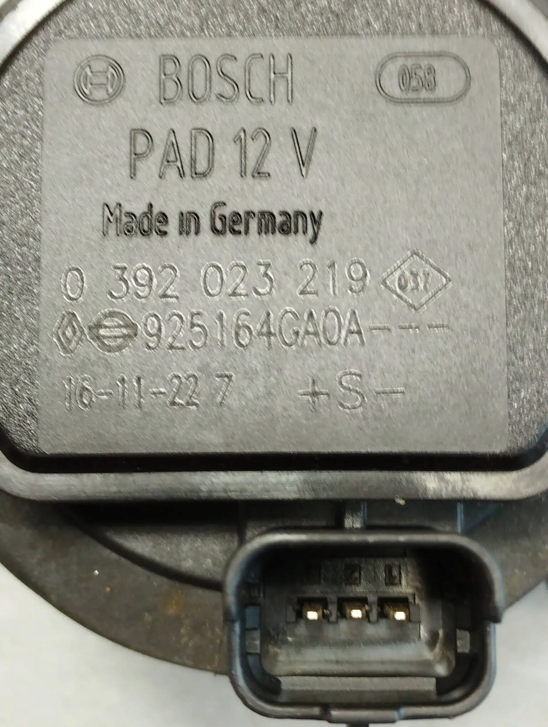 Renault Scenic IV 1.9 DCI dodatna pumpa vode 0392023219