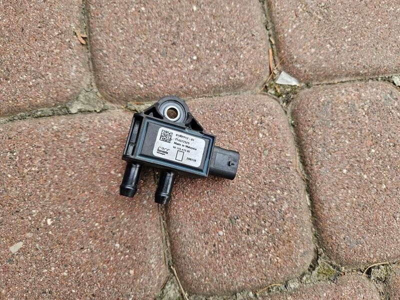 exhaust gas sensor Opel Corsa F 9812047080