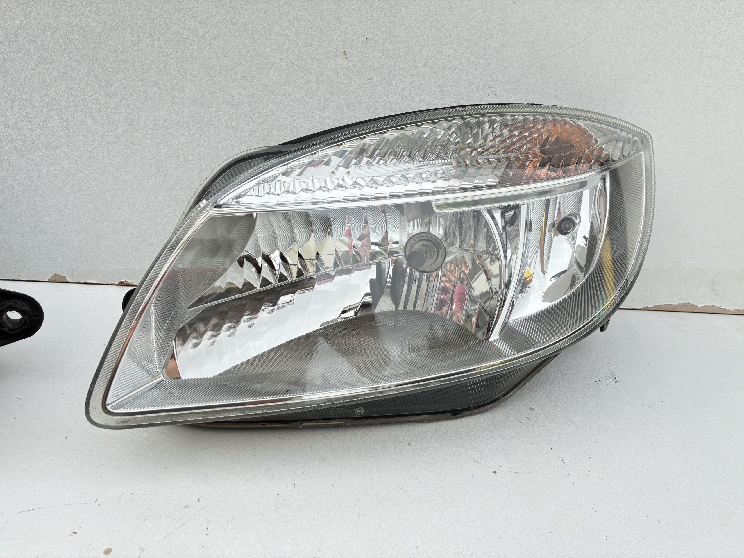Reflektor light front front right left Renault Scenic II 03-06r =OEM= Eu