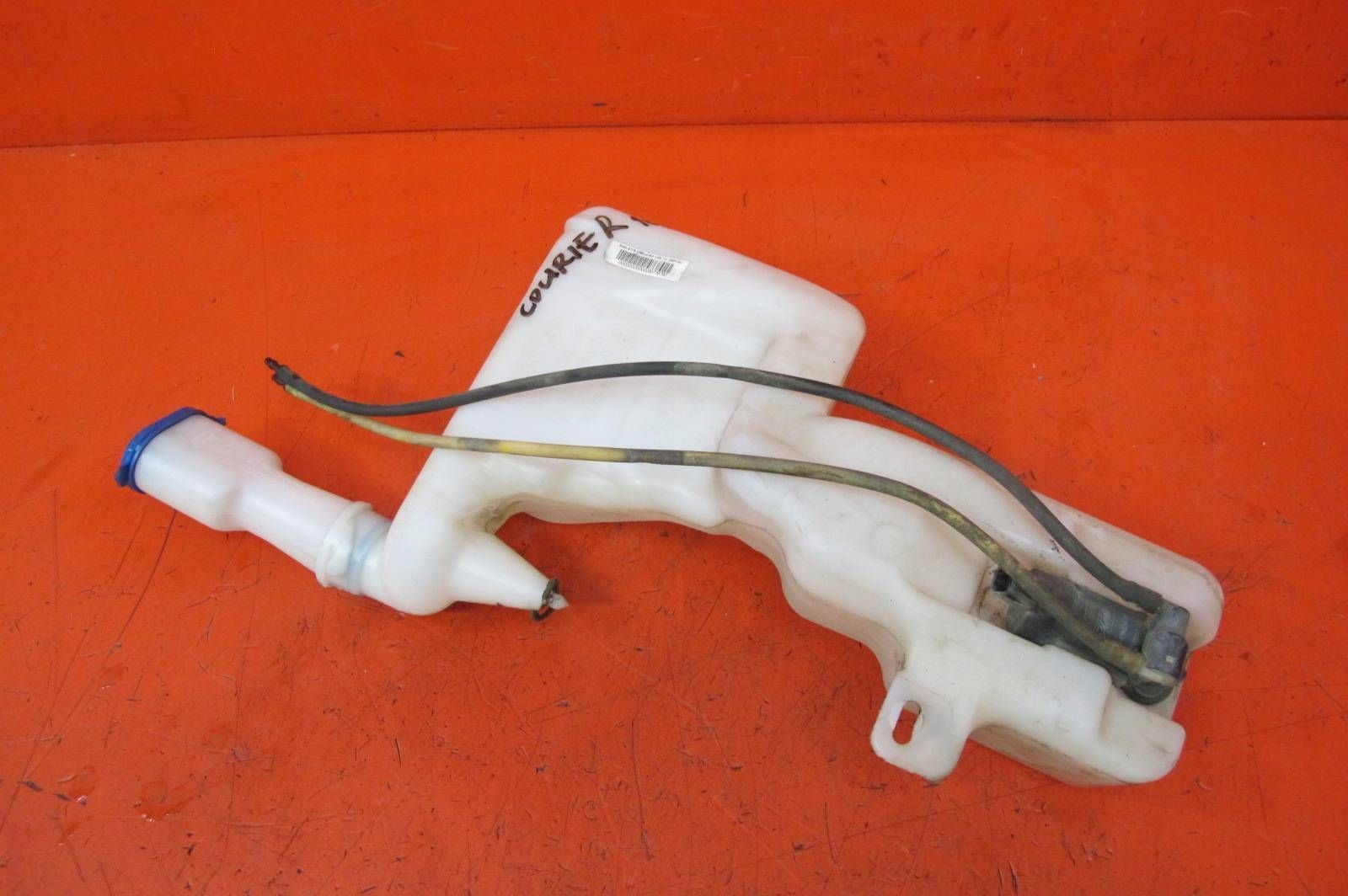 FORD TOURNEO COURIER 14- tank tank washers pump
