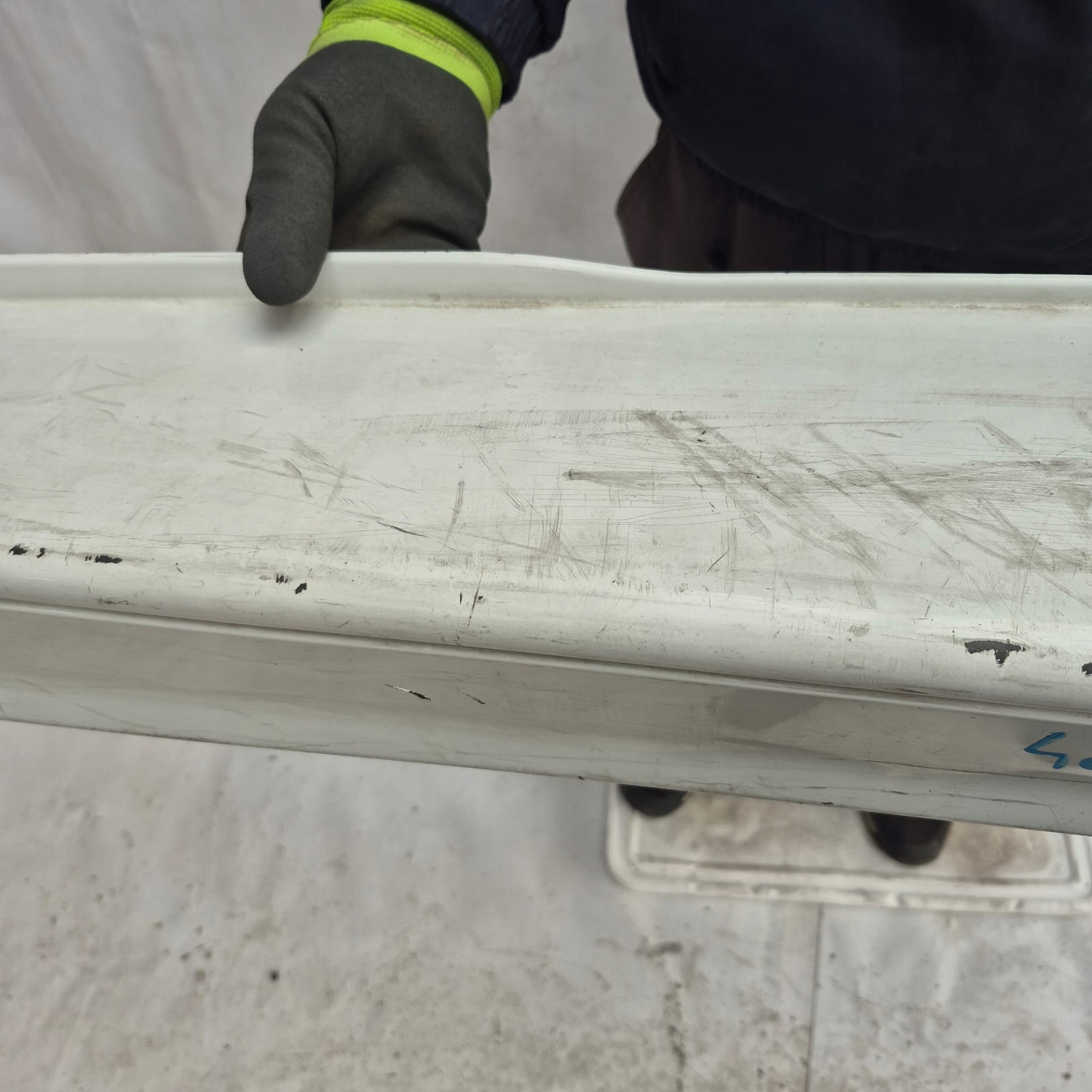 RENAULT TRAFIC II 2 LIFT 06-14 bumper rear part rear