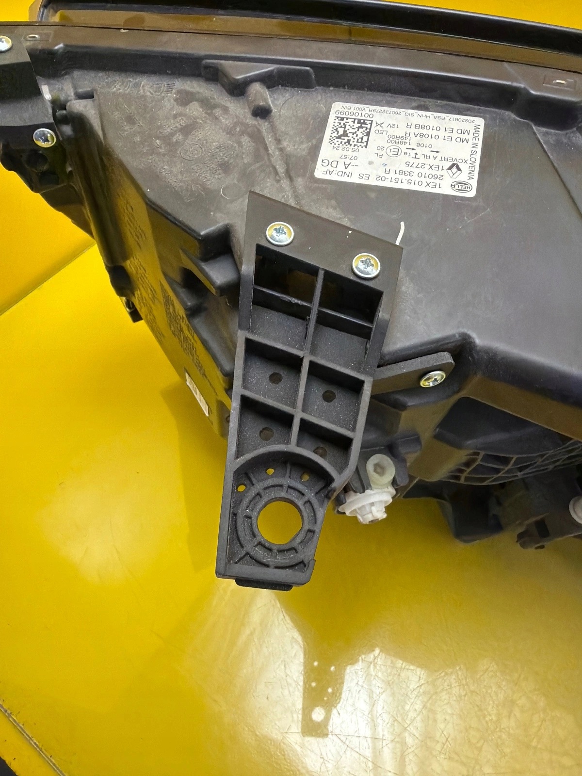 light right front Renault Austral Full Led 2022-2025 260103381R