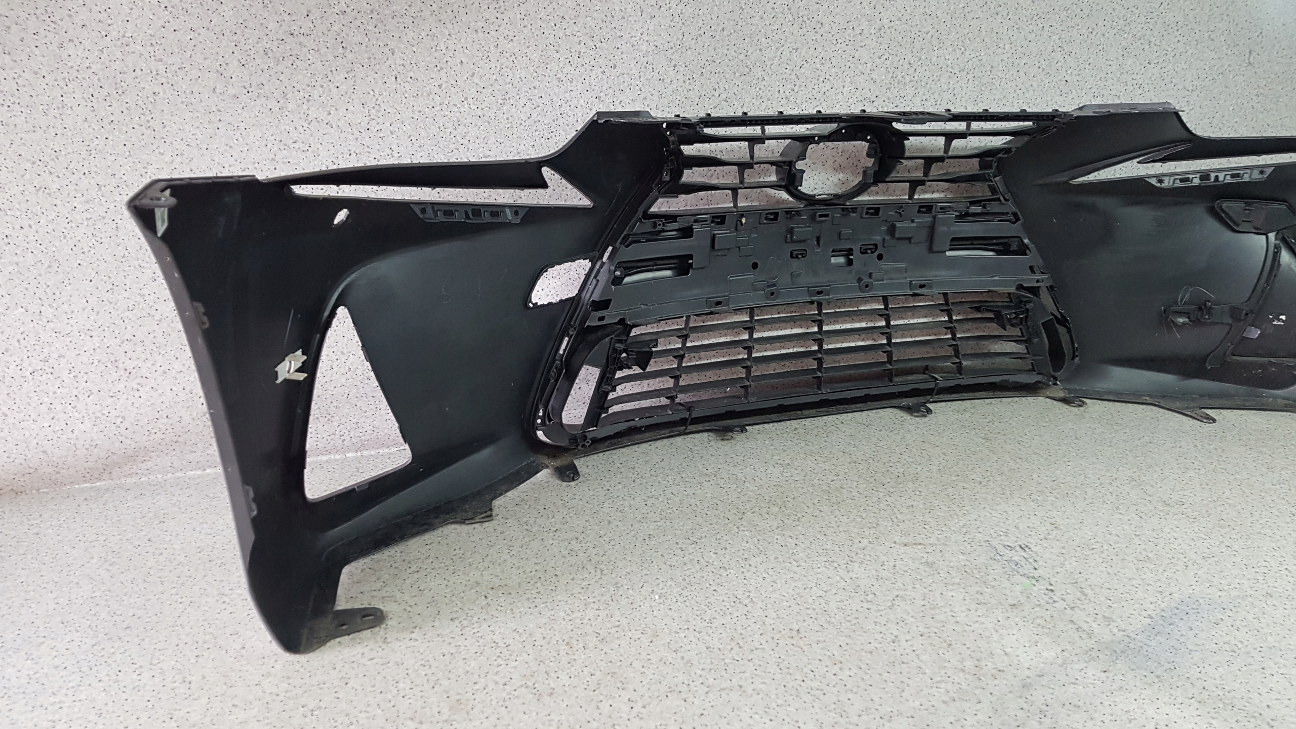 LEXUS IS200 IS 200 IS 2016 - LIFT bumper front 2165