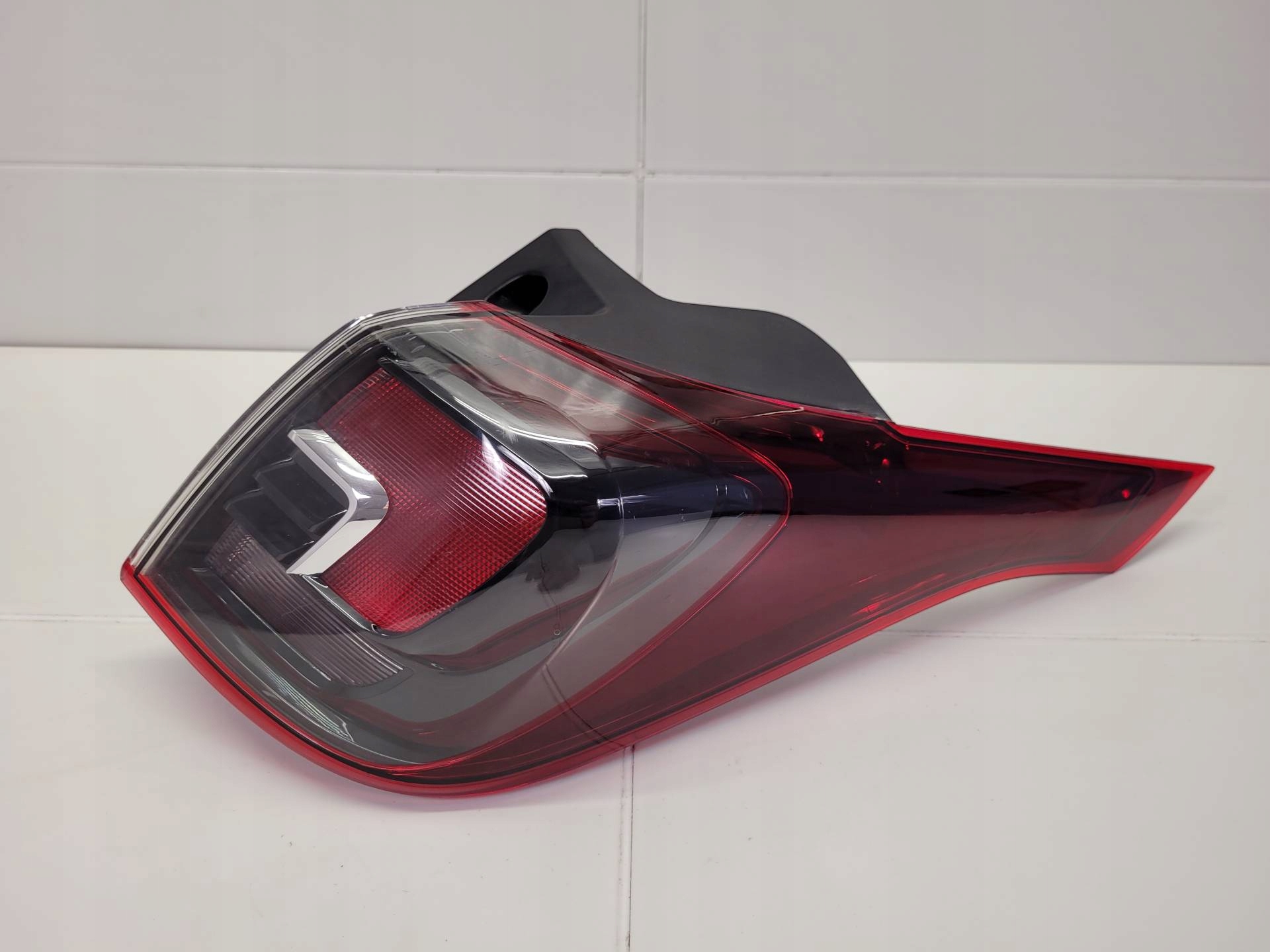light rear right side Opel Crossland X 2019 2SD.2237