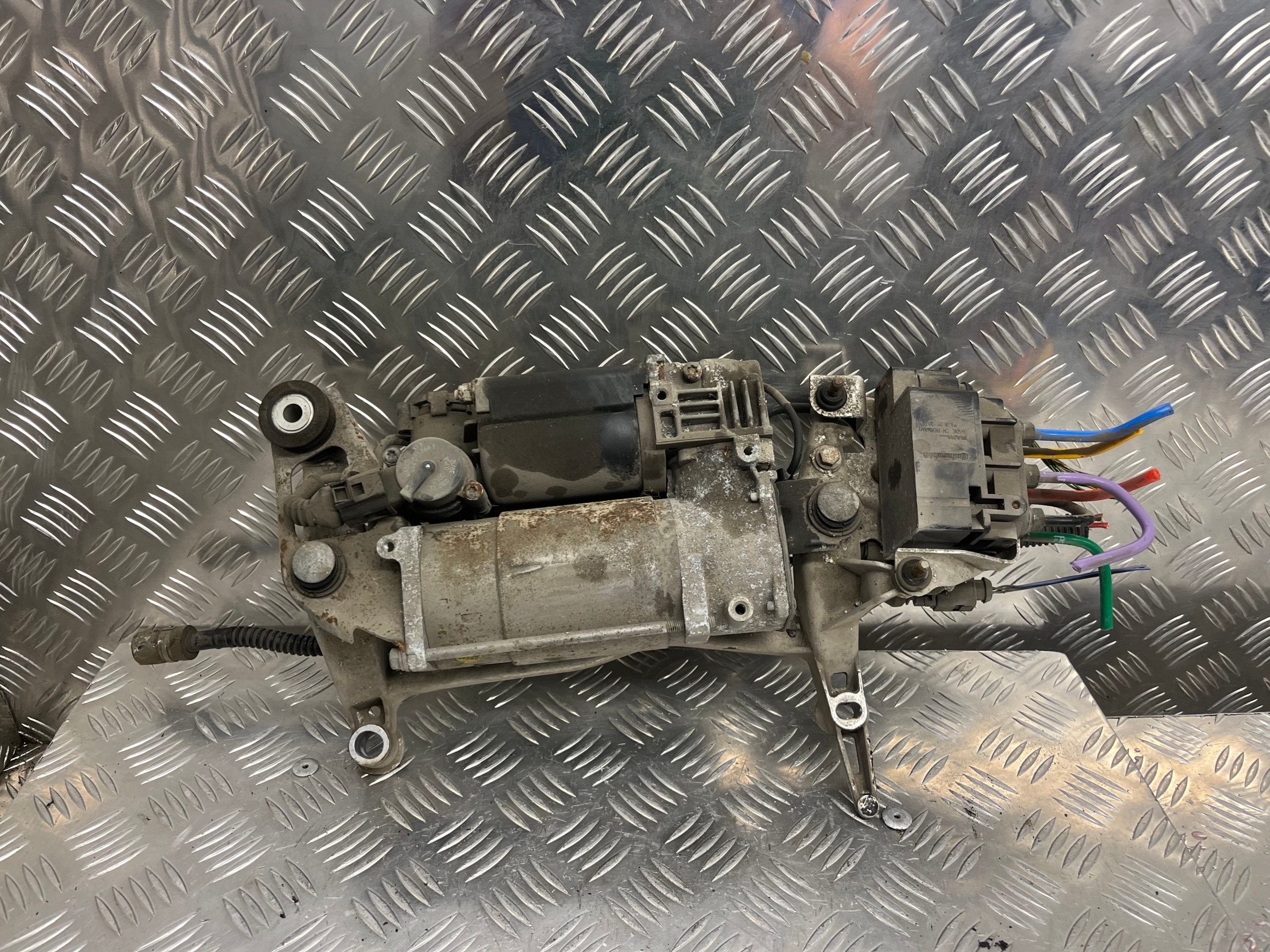 compressor; compressor pump springing AUDI Q7 7L0616879