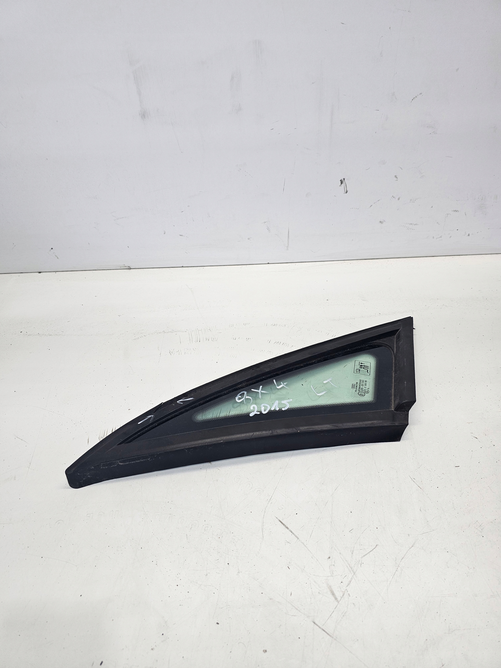 window bodywork AUDI A1 8X4 5-door left rear part 2015 R original !!!