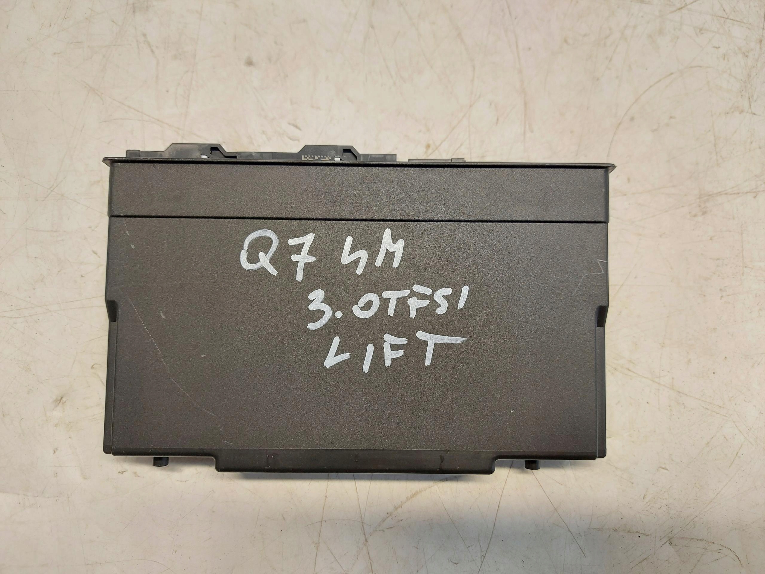 Audi Q7 II LIFT 4M0 module control unit seat 4m1959760g-jlk01