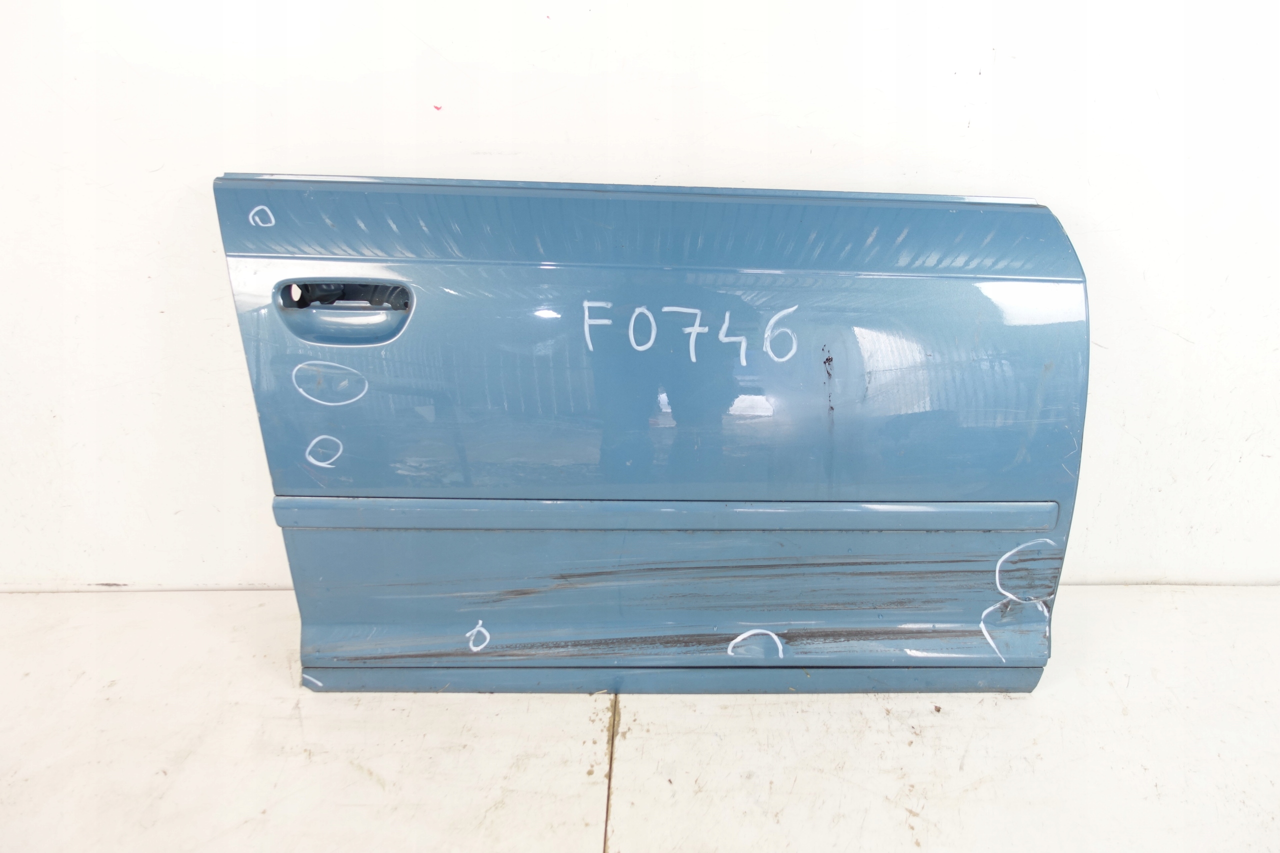 AUDI A3 8P 5 door door right front right front
