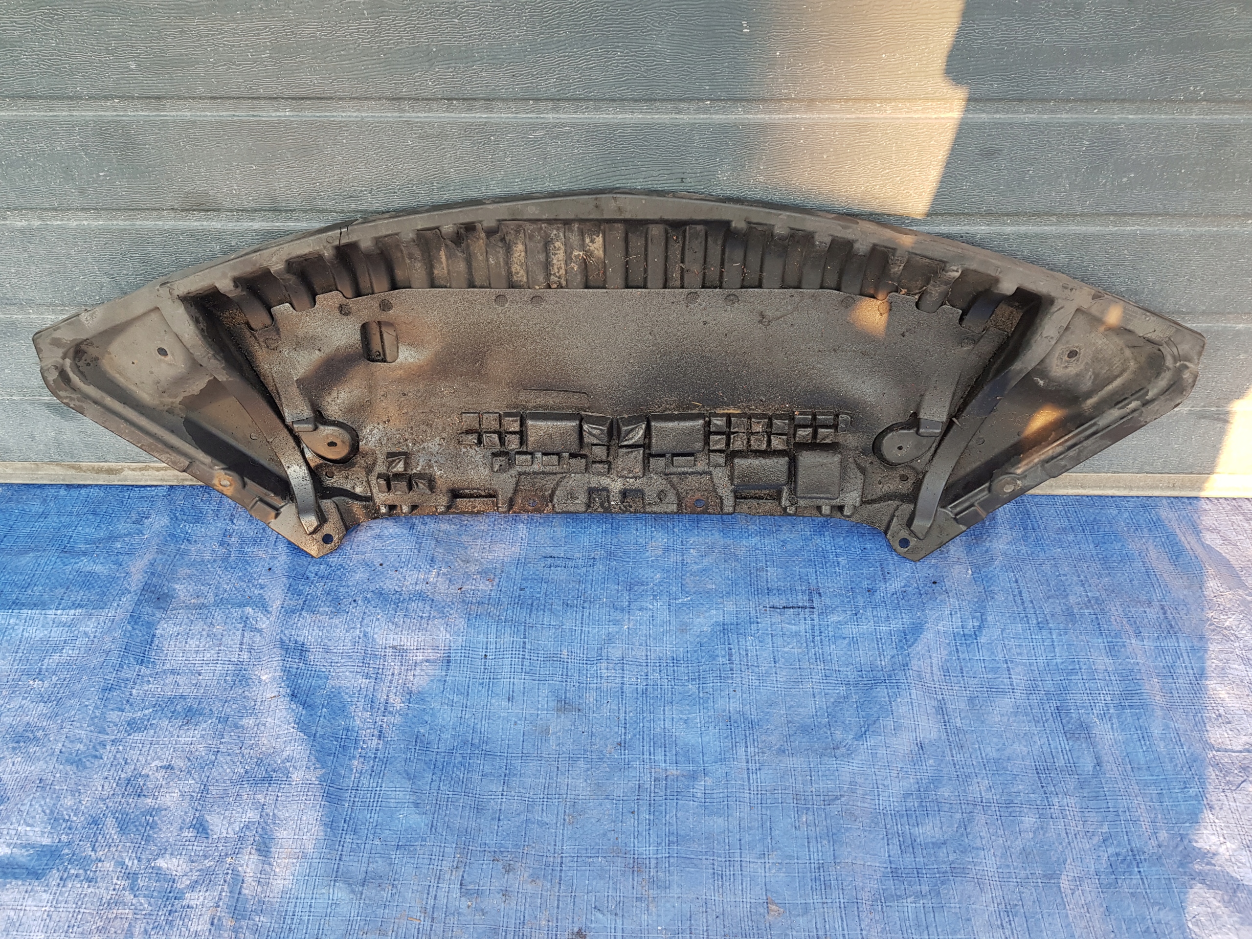 cover cover below engine bumper MERCEDES W207 2075200623