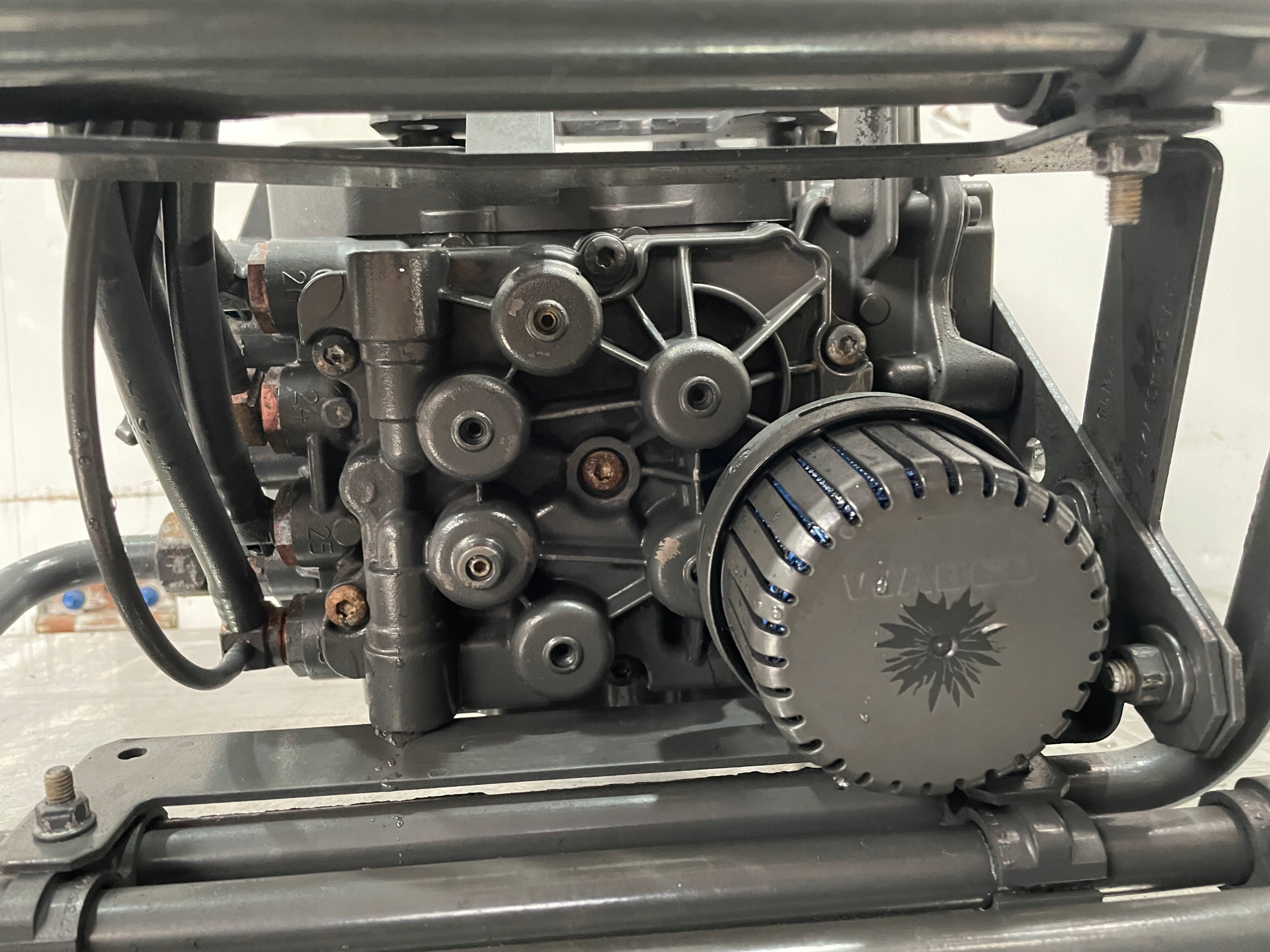 Zawór Osuszacz Powietrza apm Mercedes Actros MP 4 A0014462064 Producent części Knorr-Bremse