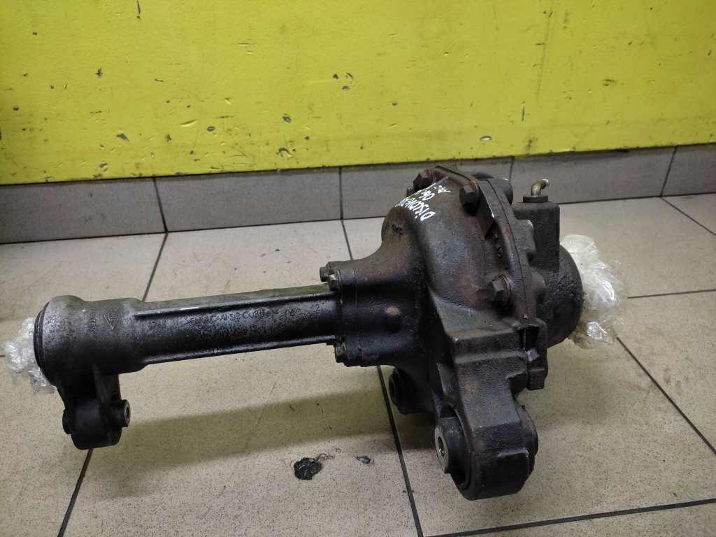 LAND ROVER DISCOVERY III 2.7 V6 differential REDUKTOR front