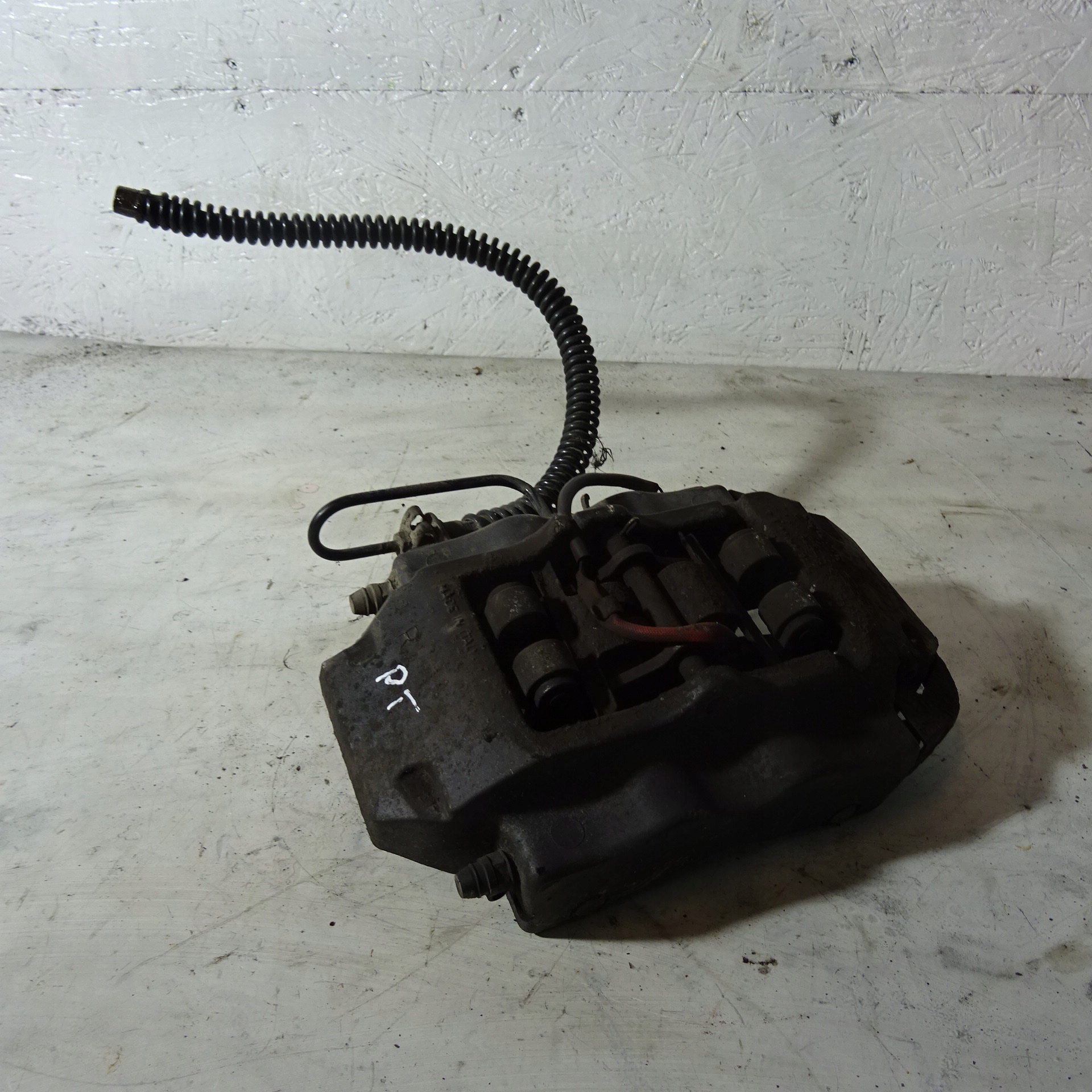 AUDI Q7 4L 3.0TDI caliper brake rear part right