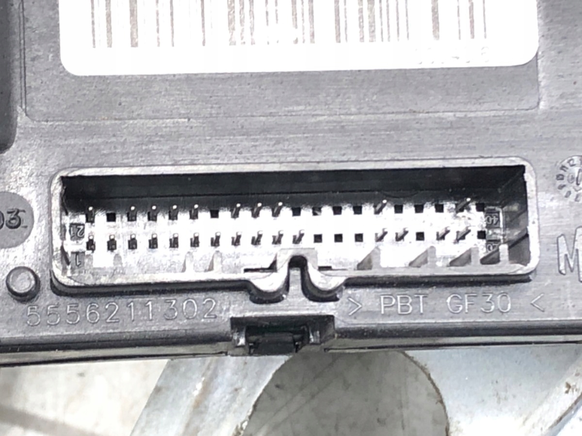 PODNOŚNIK SZYBY LEWY PRZÓD RENAULT FLUENCE 807310699R Sedan/Limuzyna Numery katalogowe zamienników 807310699R