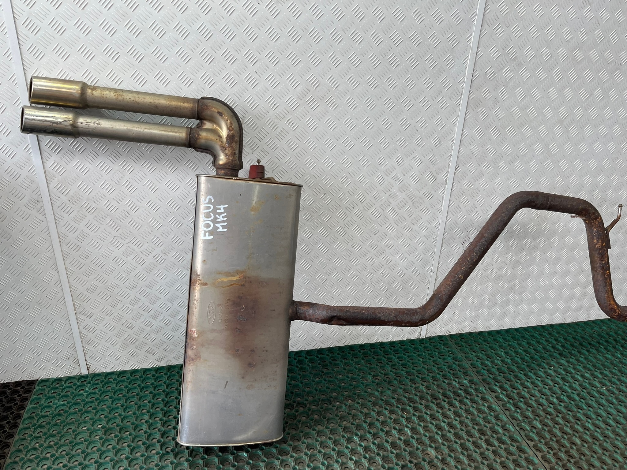 FORD FOCUS MK4 18-22 1.5 ECOBOOST silencieux arrière échappement 82493451 OE
