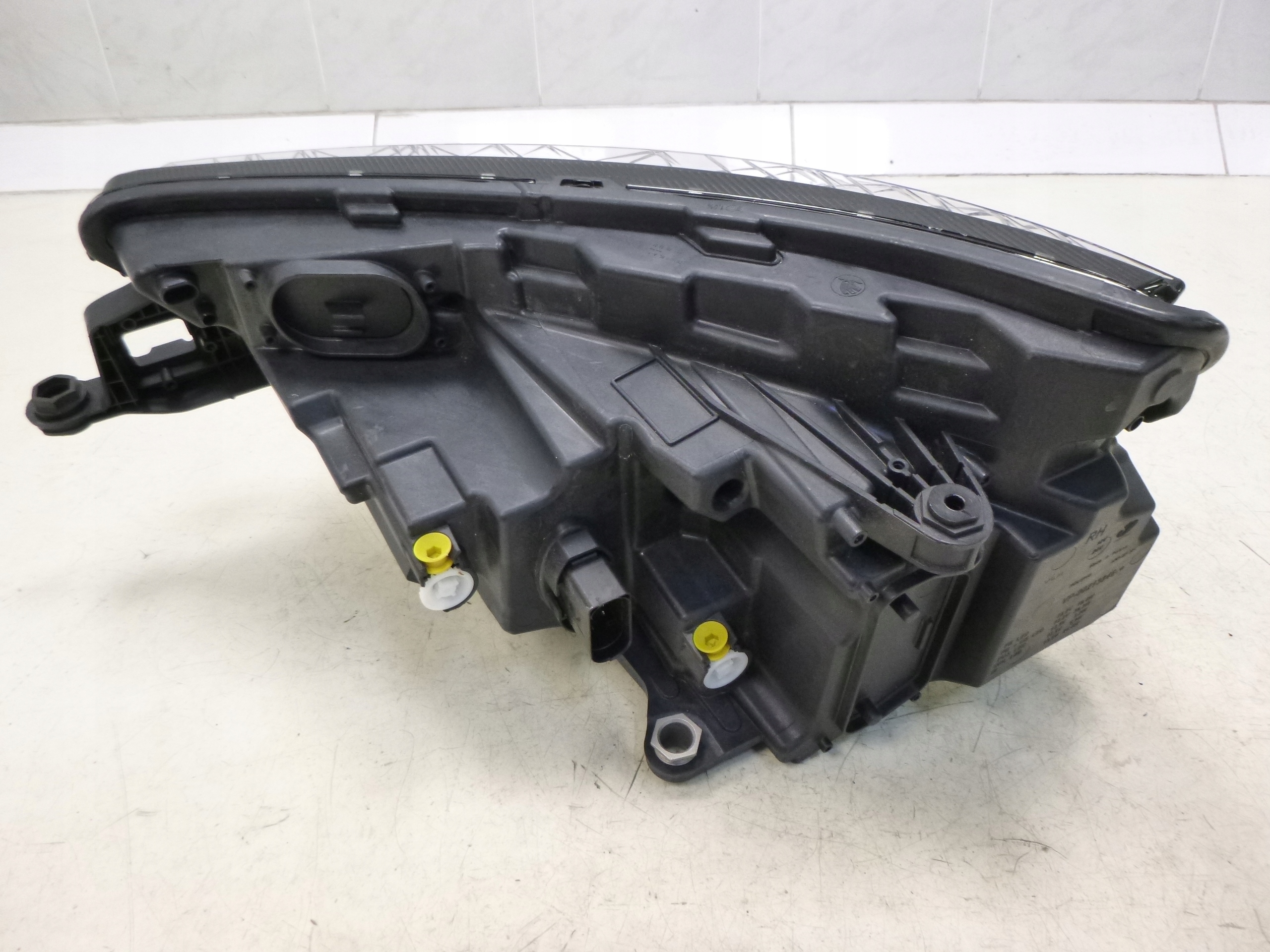 SKODA KAMIQ light FULL LED KPL front 11 PIN EU
