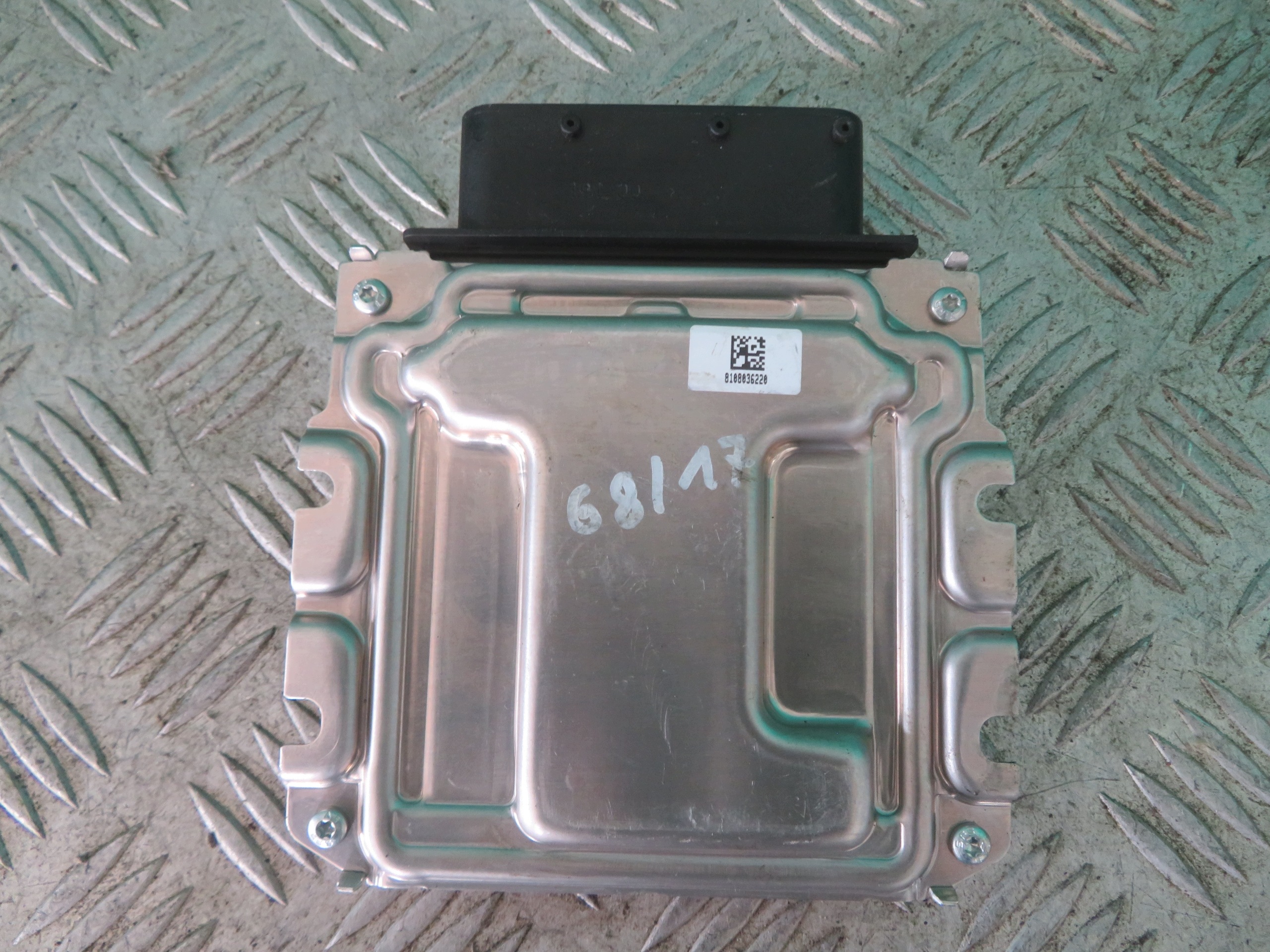 module control unit ADBLUE RENAULT MASTER 2.3 21R 0281037070