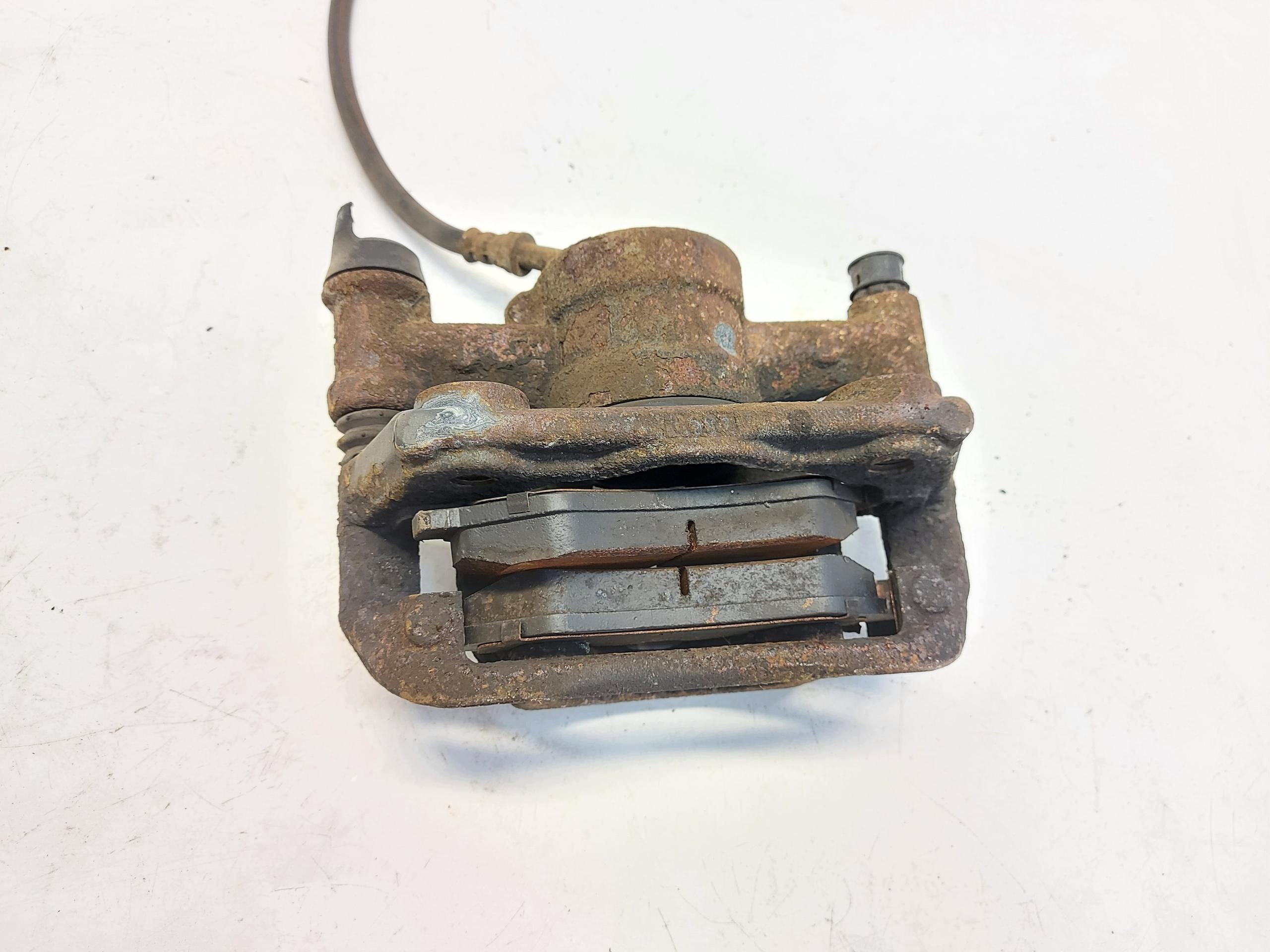 Mercedes Sprinter w907 2020, 2.1 CDI caliper brake rear part left
