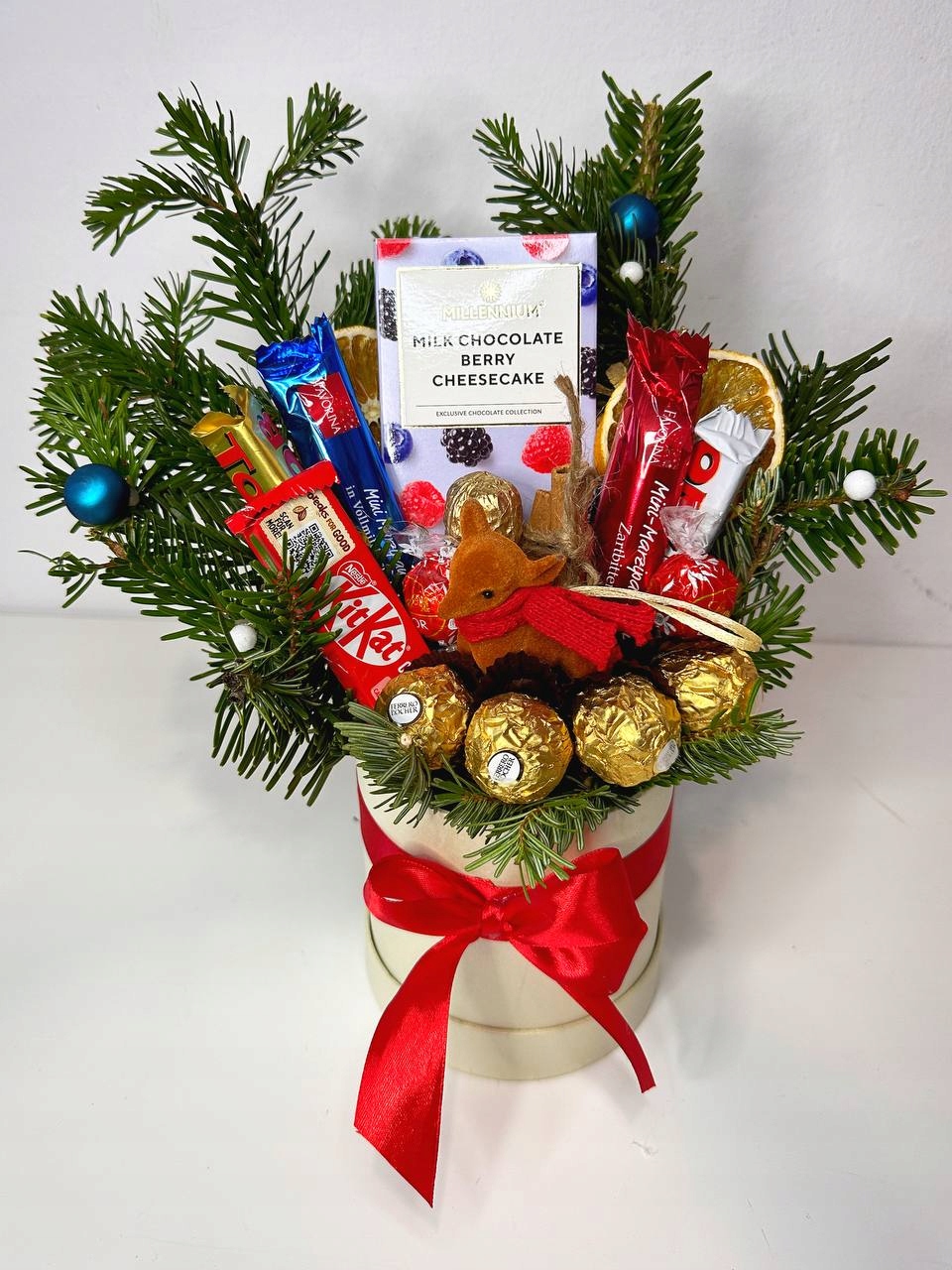 Levně Sada vánočních sladkostí s figurkou na Mikuláše, Vánoce, dárek