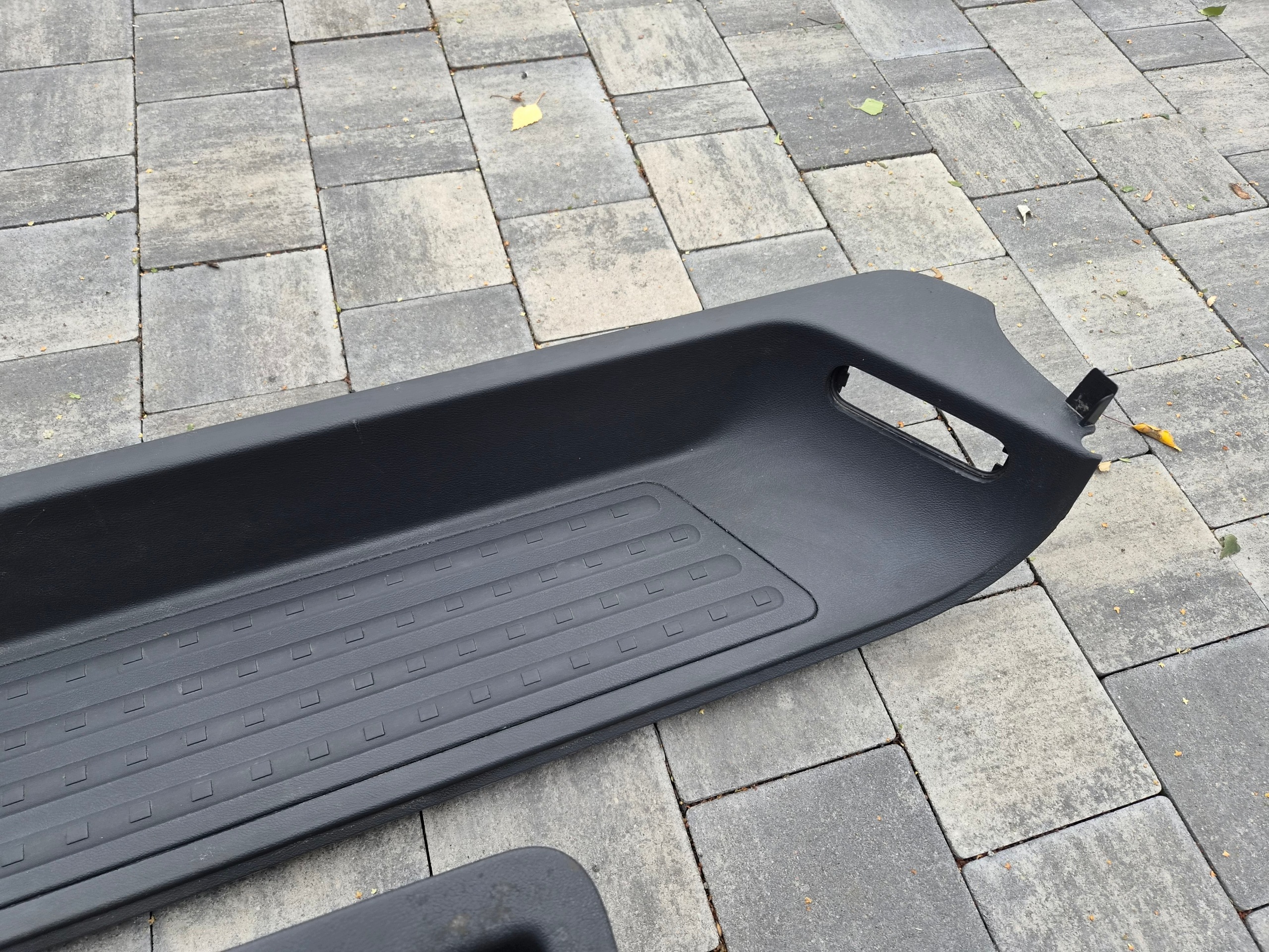 VW T5 T5LIFT T6 thresholds mouldings threshold stopnie Multivan stan bdb cena za szt.