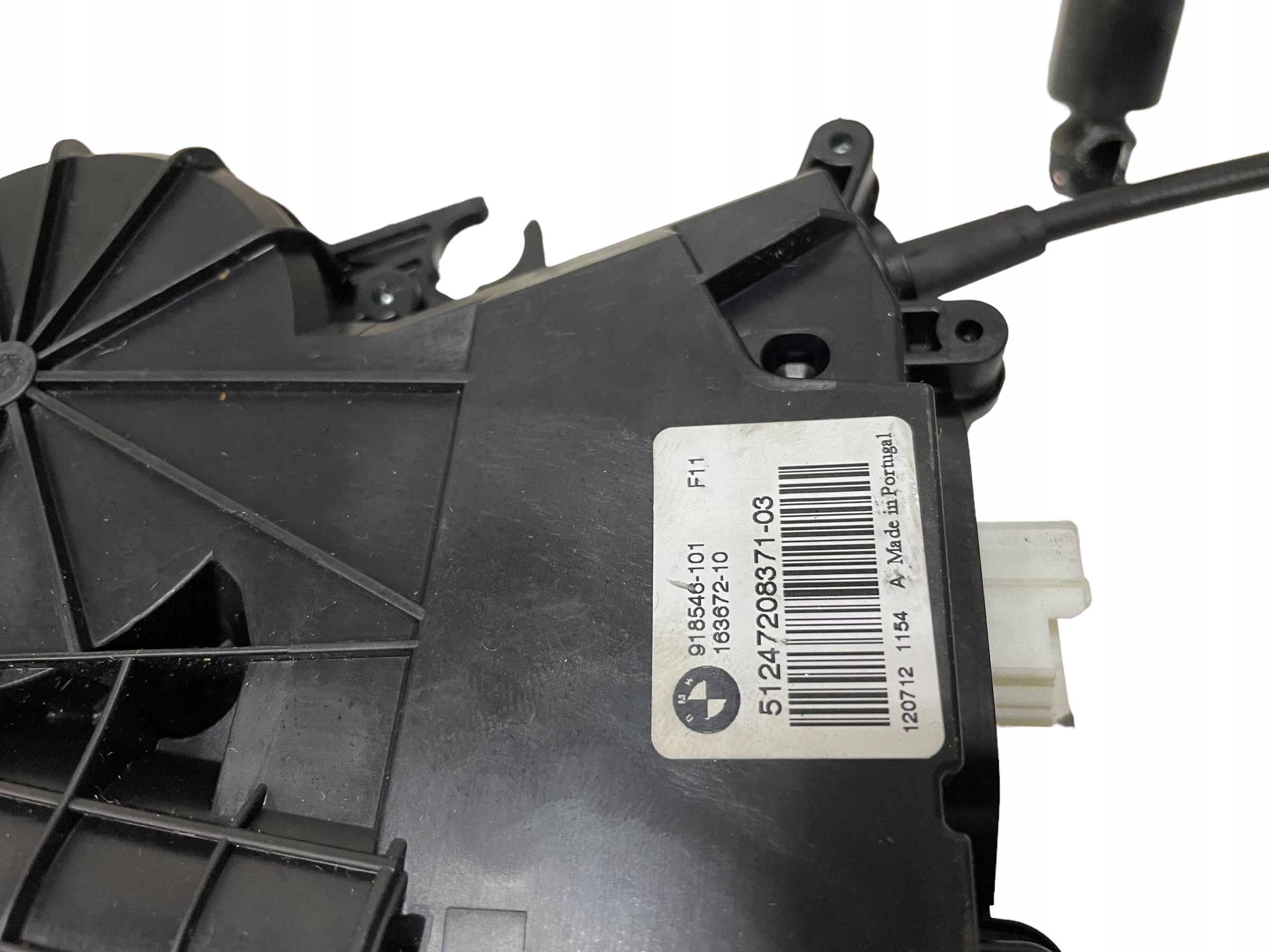 SILOWNIKI module lock DOCIAG bonnet rear part BMW 5 F11