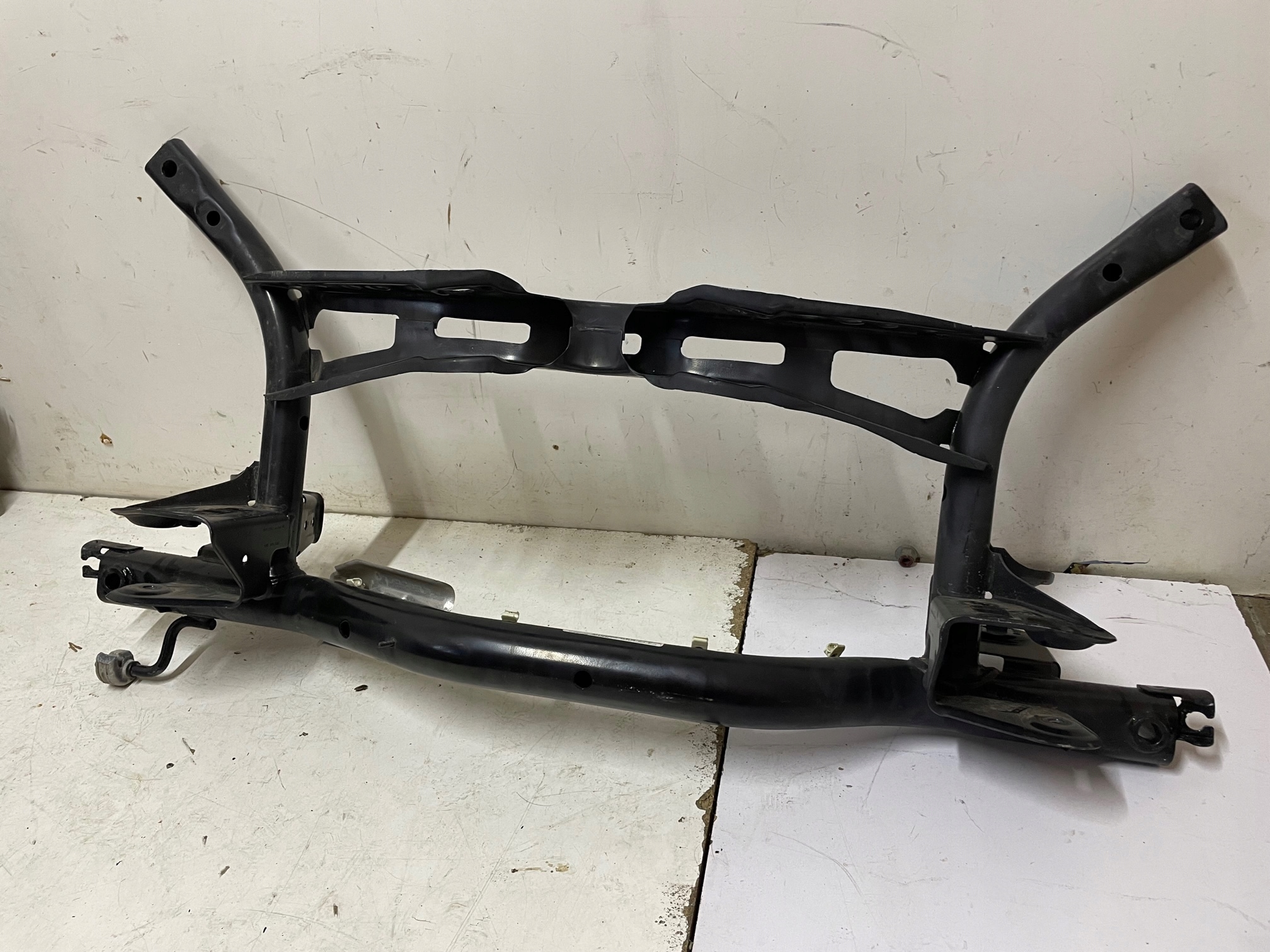VW JETTA WOZEK SANKI TYŁ 5C0500025