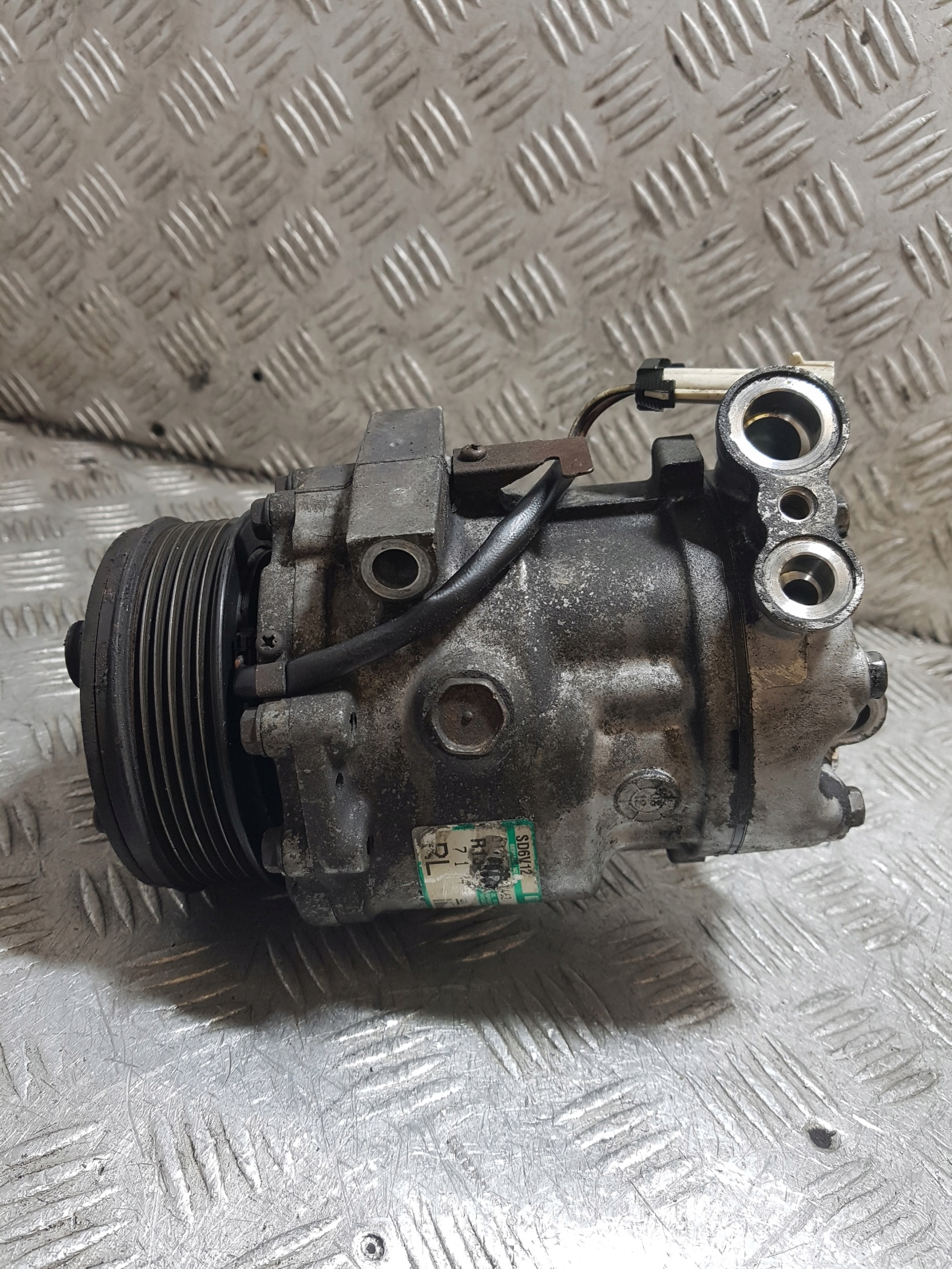 Klimakompressor klimaanlage OPEL MERIVA A 24421642
