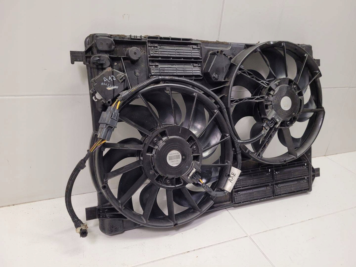 ventilátor chladiče Ford Kuga 2 2016 EJ73-8C607-AG