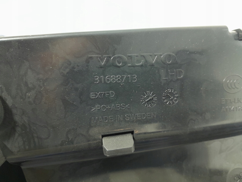 volvo S90 II V90 бардачок пассажира европа 31688713