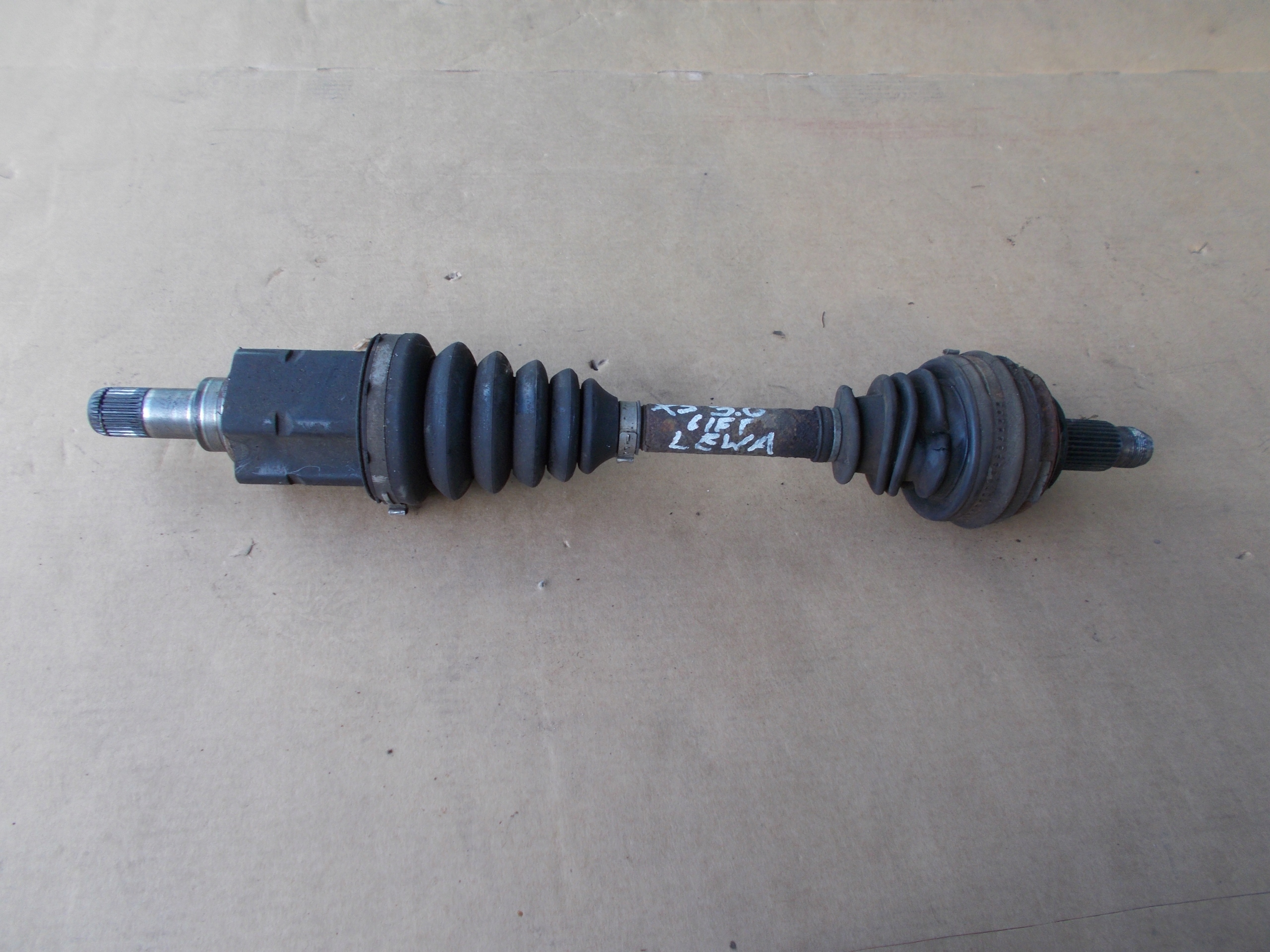 PÓŁOŚ LEWA PRZEGUB LEWY BMW E53 3.0 M54 231KM