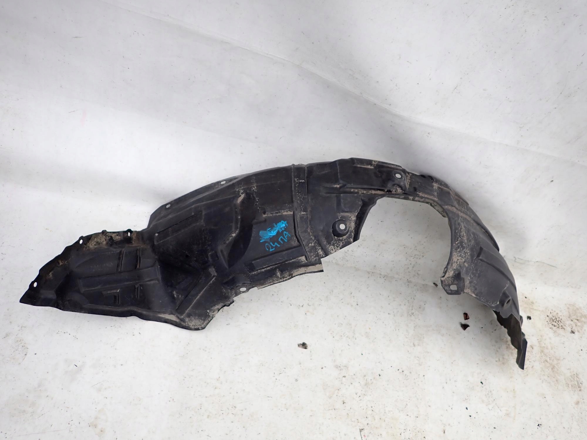 MAZDA 3 and 03-09 mudguard front front right