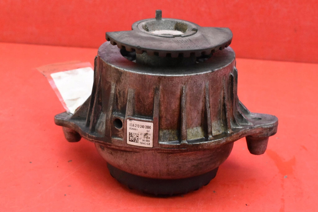 holder engine mount right A2132403500 MERCEDES E-KLASA W213 2.0 CDI 194KM