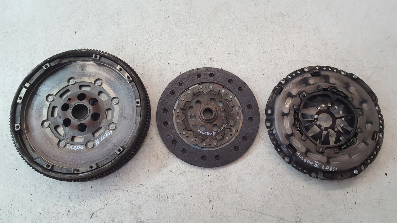 wheel flywheel Seat Toledo III 2,0 TSI