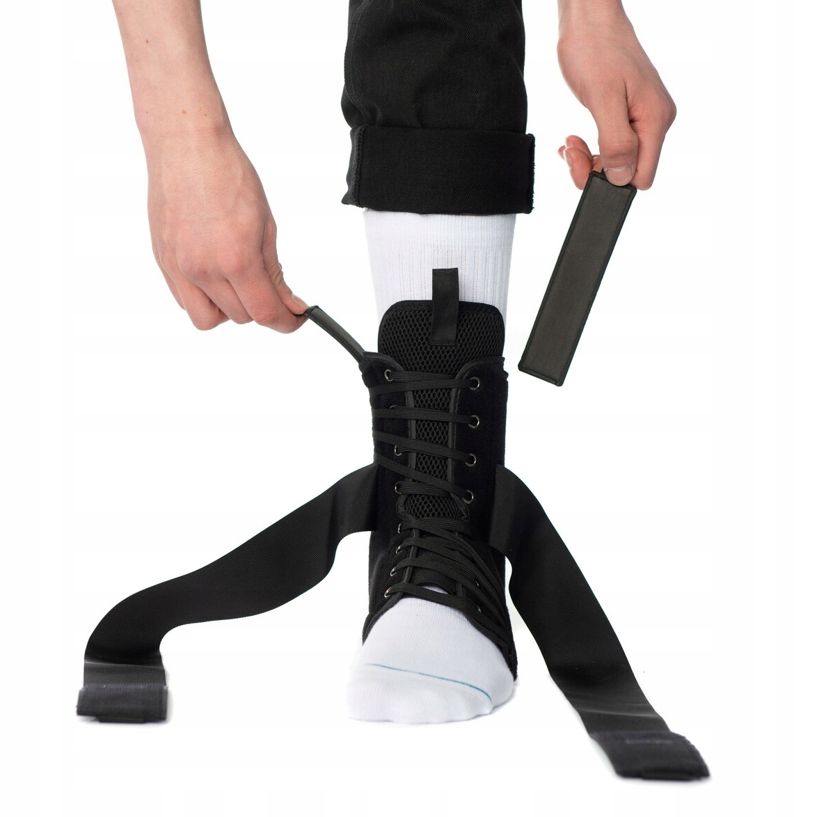 Stabilizátor kotníku Space Brace 2.0 černý M