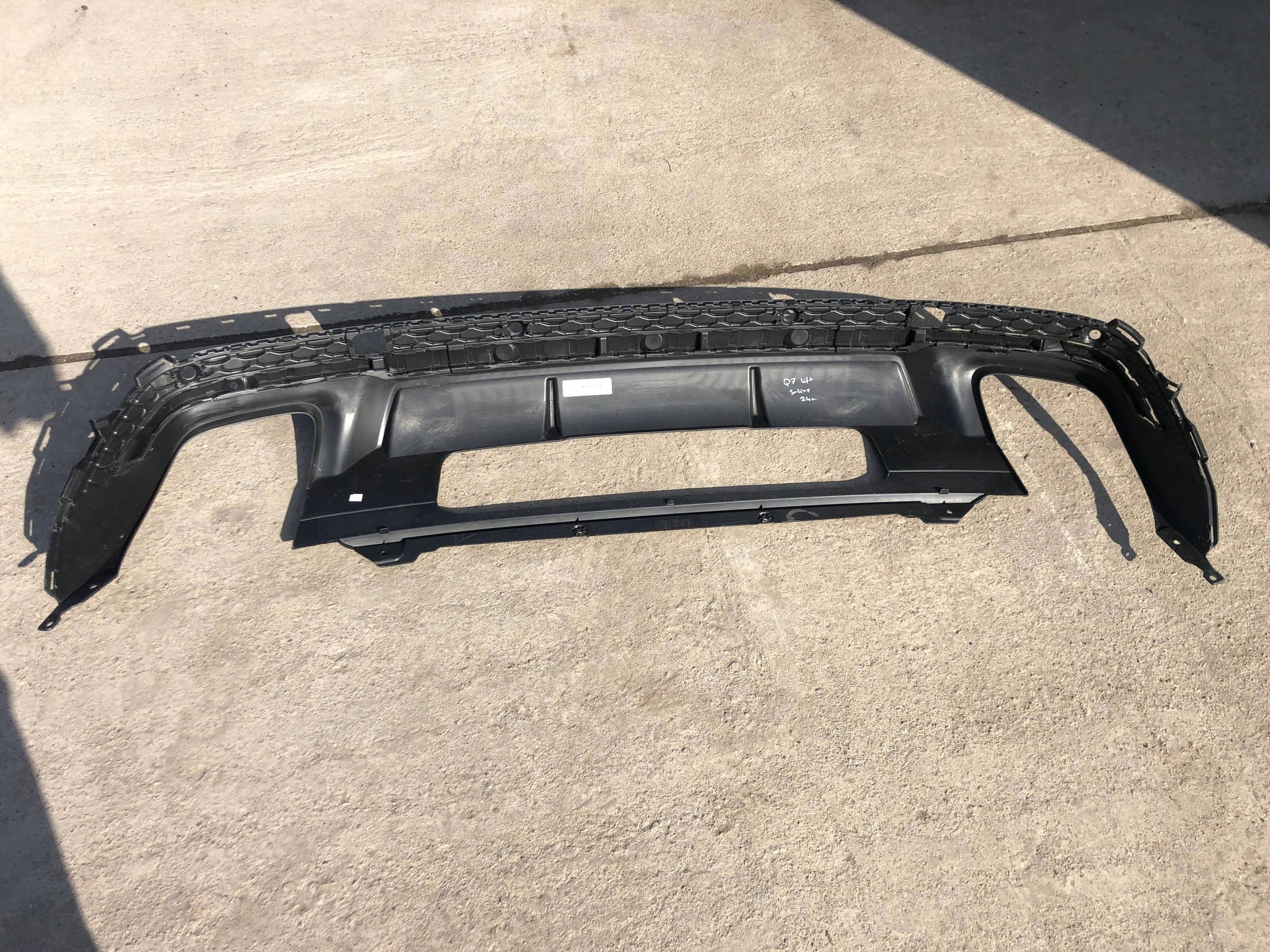 diffusore SPOILER Paraurti posteriore AUDI Q7 4M LIFT S-LINE 4M0807568E