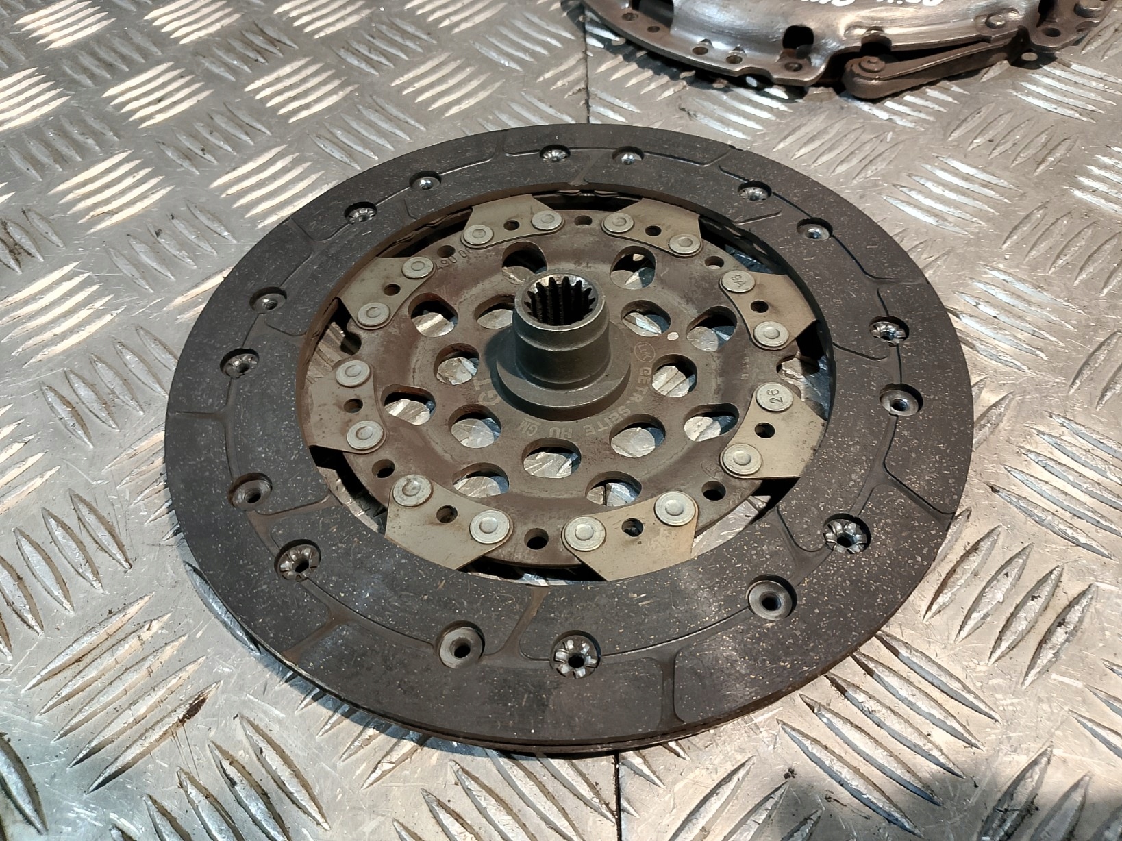 Embrayage Disque + de pression OPEL CORSA D 1.3 CDTI 75 KM