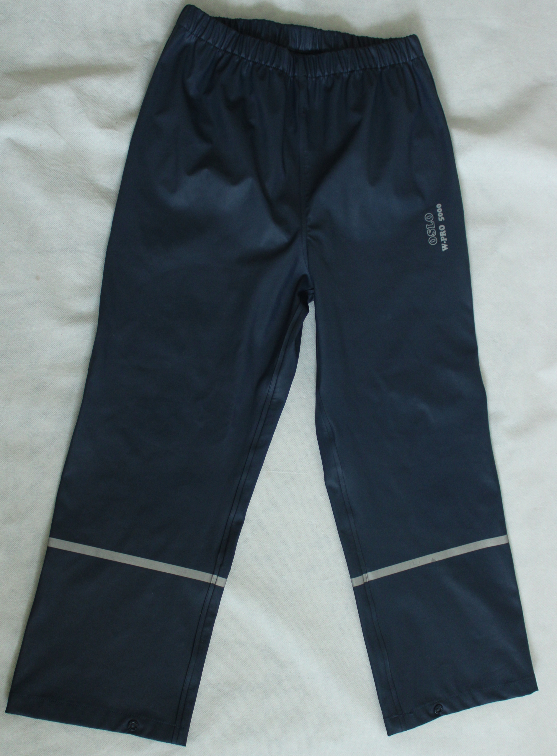 GUMOWANE SPODNIE PRZECIWDESZCZOWE ROZ 140/146