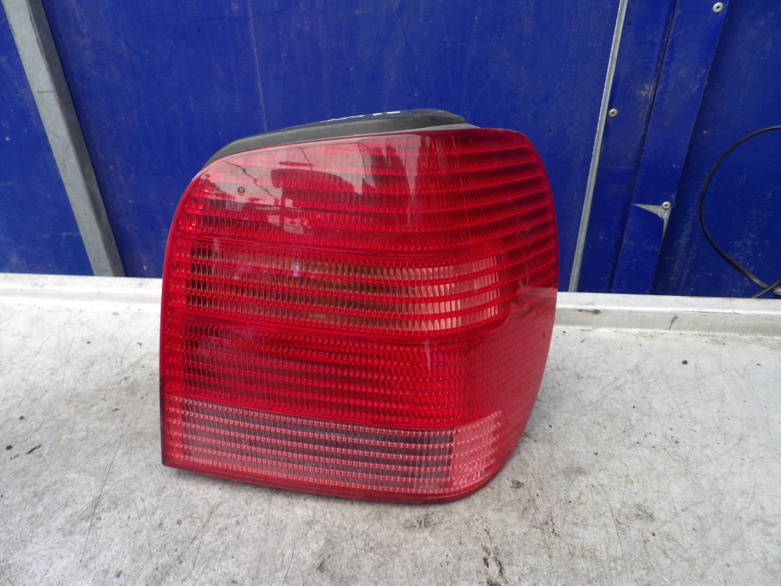 VW Polo 6N lift light rear right