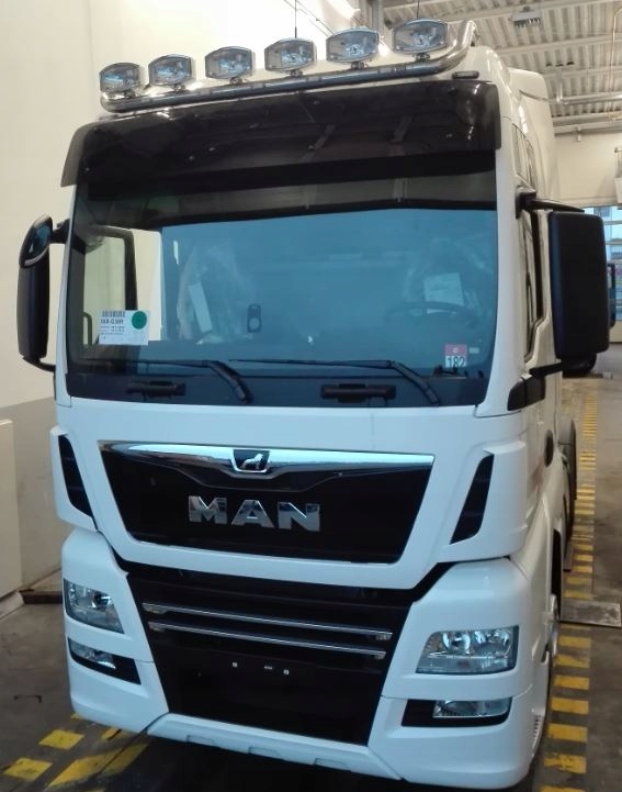 OSŁONA PRZECIWSŁONECZNA BLENDA MAN TGX/TGA, KABINA XXL