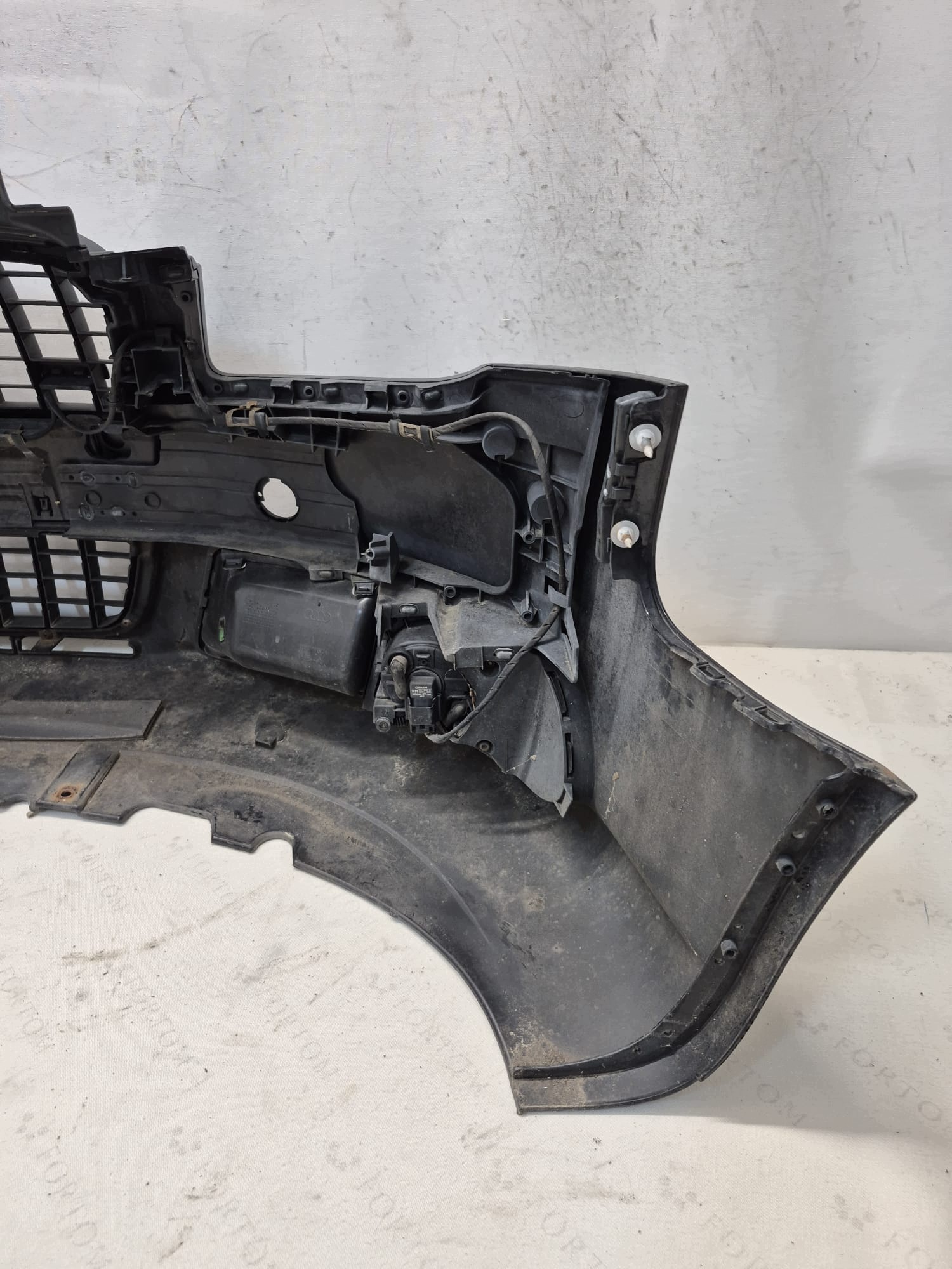 AUDI A4 B7 8E0 S-LINE 04-07 bumper front front without DZIUR 8E0807437AF