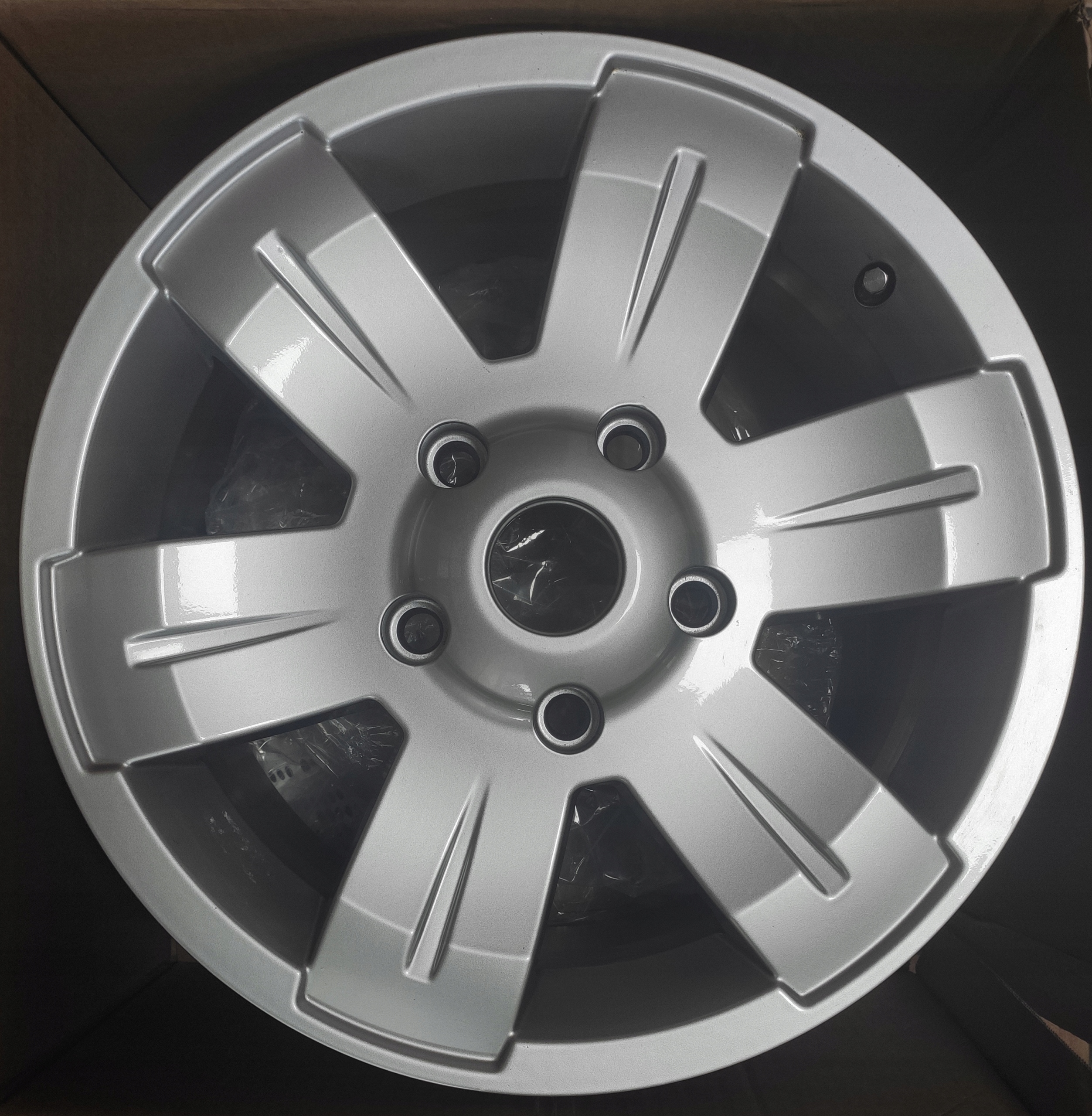 КОМПЛЕКТ ДИСКІВ VIPER V237 НОВЕ 4SZTUKI 16