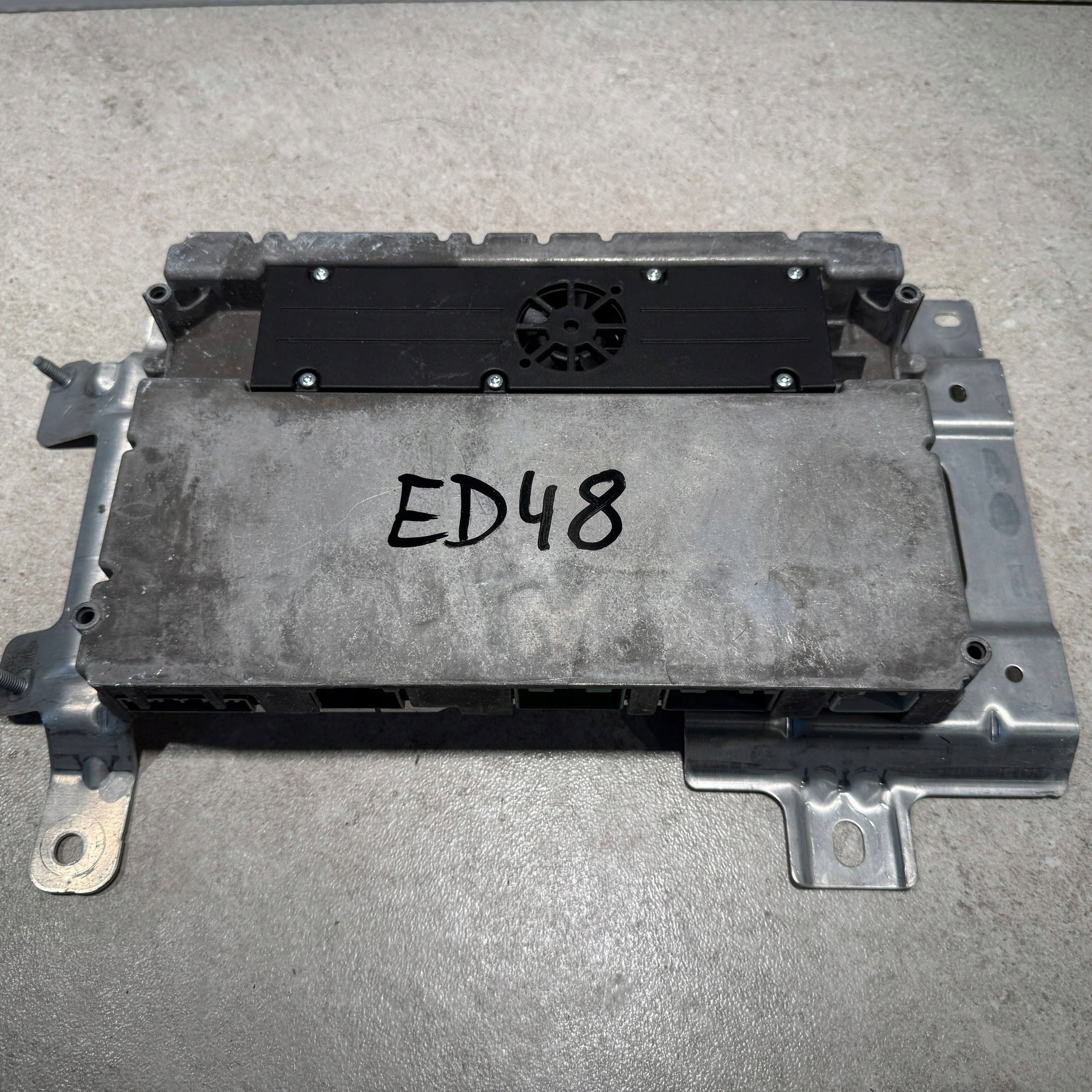 Range Rover Land Rover Jaguar wzmacniacz audio MX63-19C164-DA