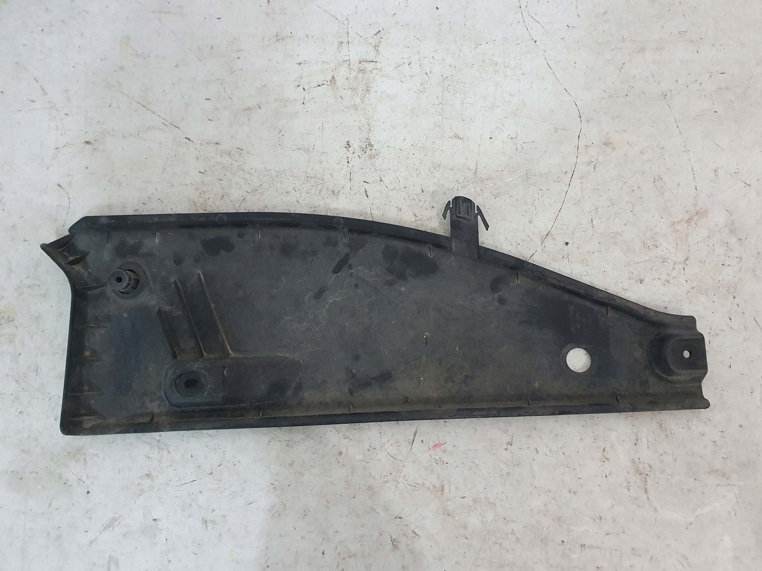 CHRYSLER PACIFICA 16- cover chassis right 68234170AC left 68234171AC