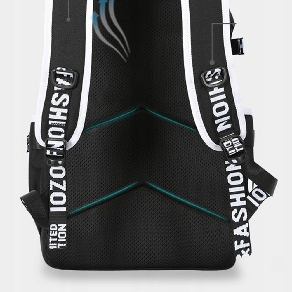 PLECAK SZKOLNY MŁODZIEŻOWY ŚWIECĄCY W CIEMNOŚCI TURYSTYCZNY USB AUX A4 Marka bez marki