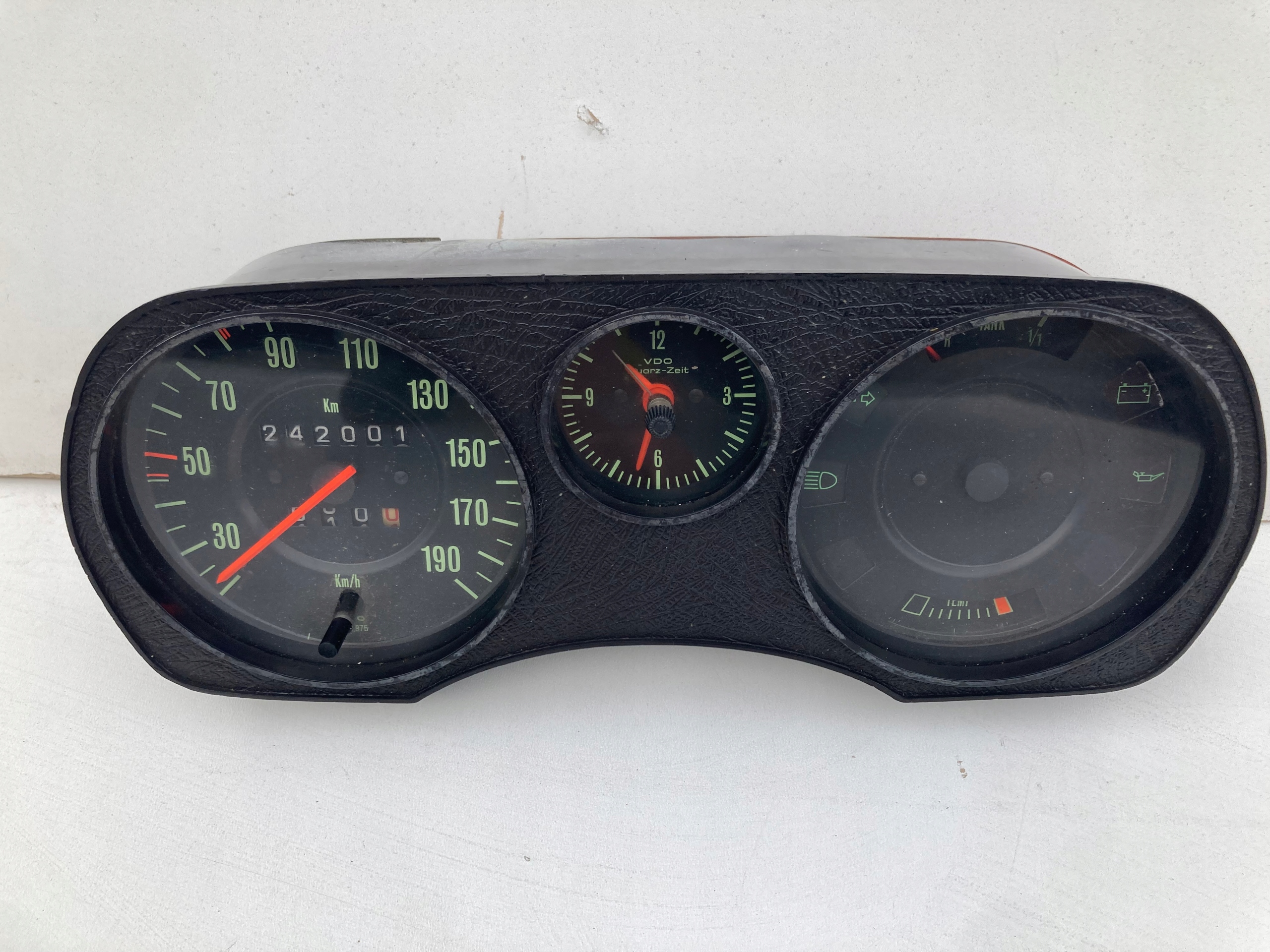 dials dials Vw PASSAT B1 AUDI 80 76r.