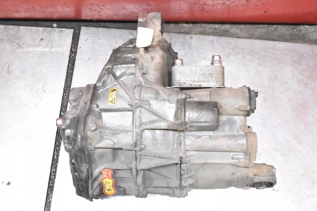 engine electrical rear 1665000-DE-L TESLA MODEL Y 78.4 kWh 514 KM 20